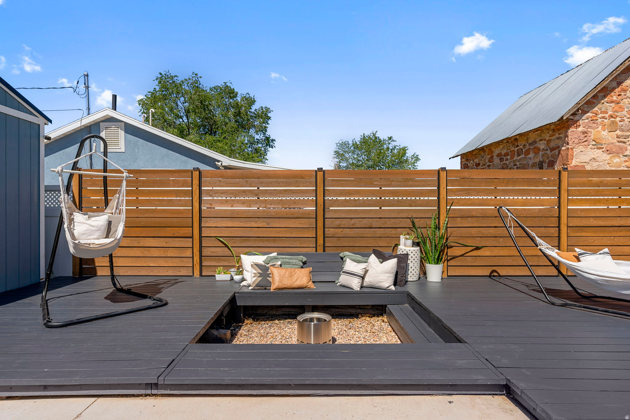 main property photo 60
