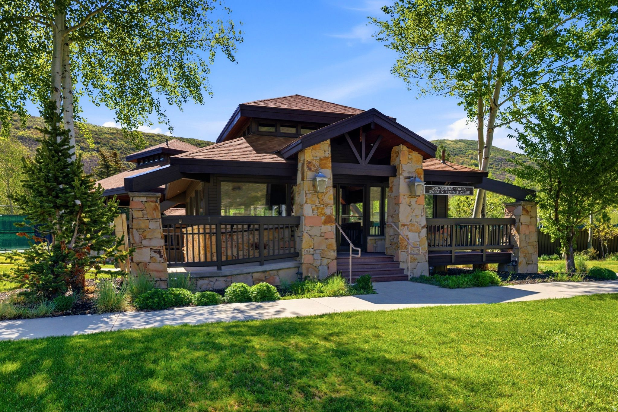 main property photo 74