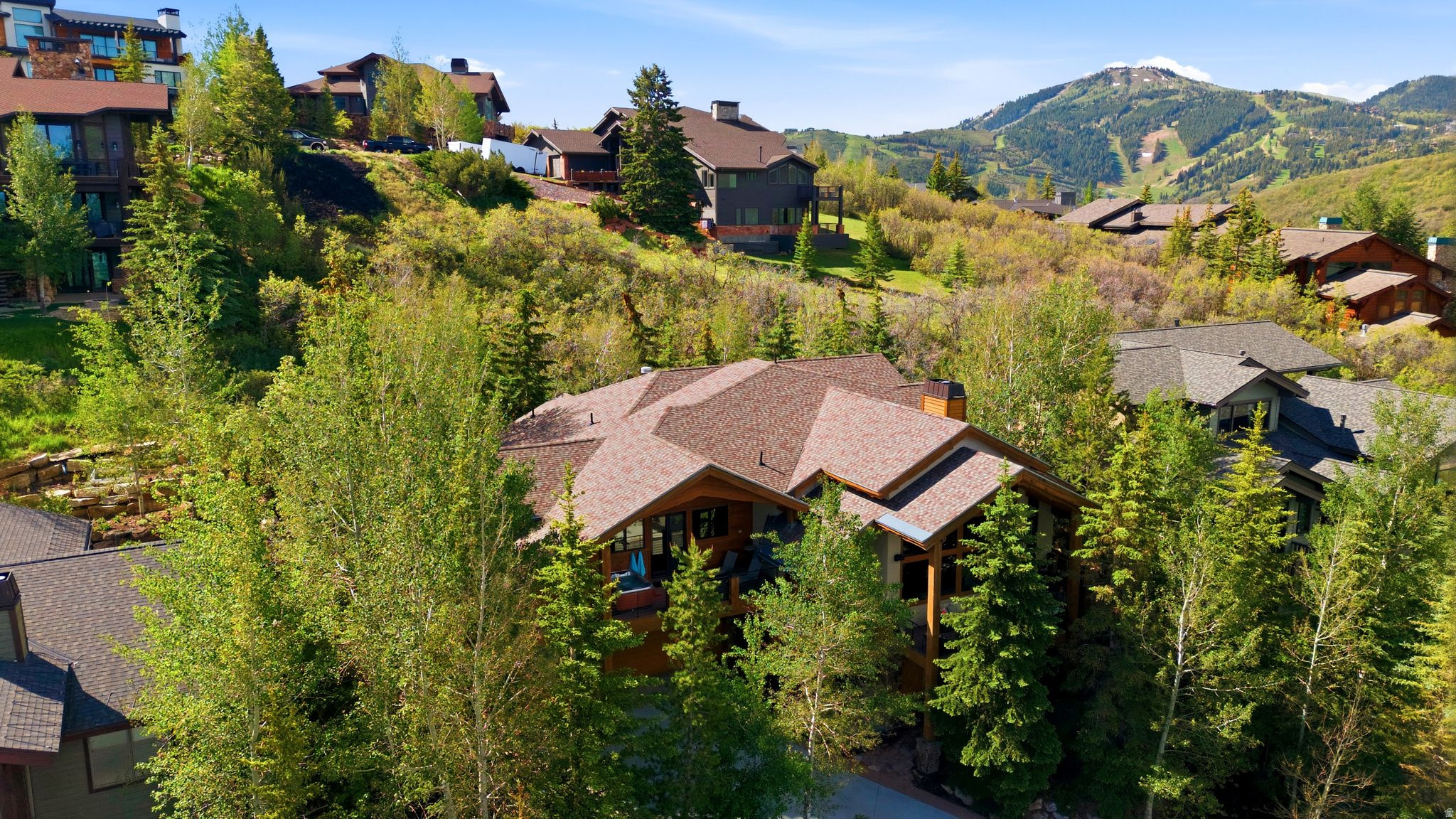 main property photo 78