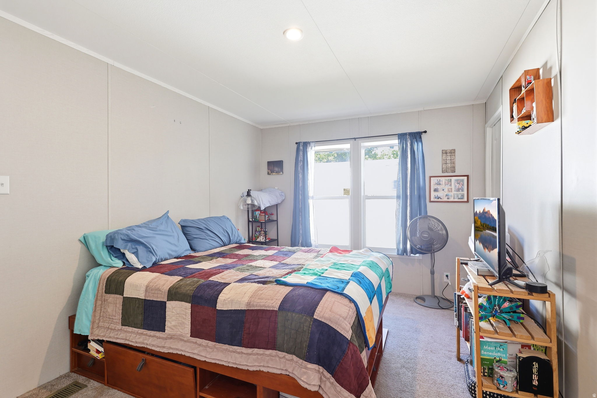 main property photo 13