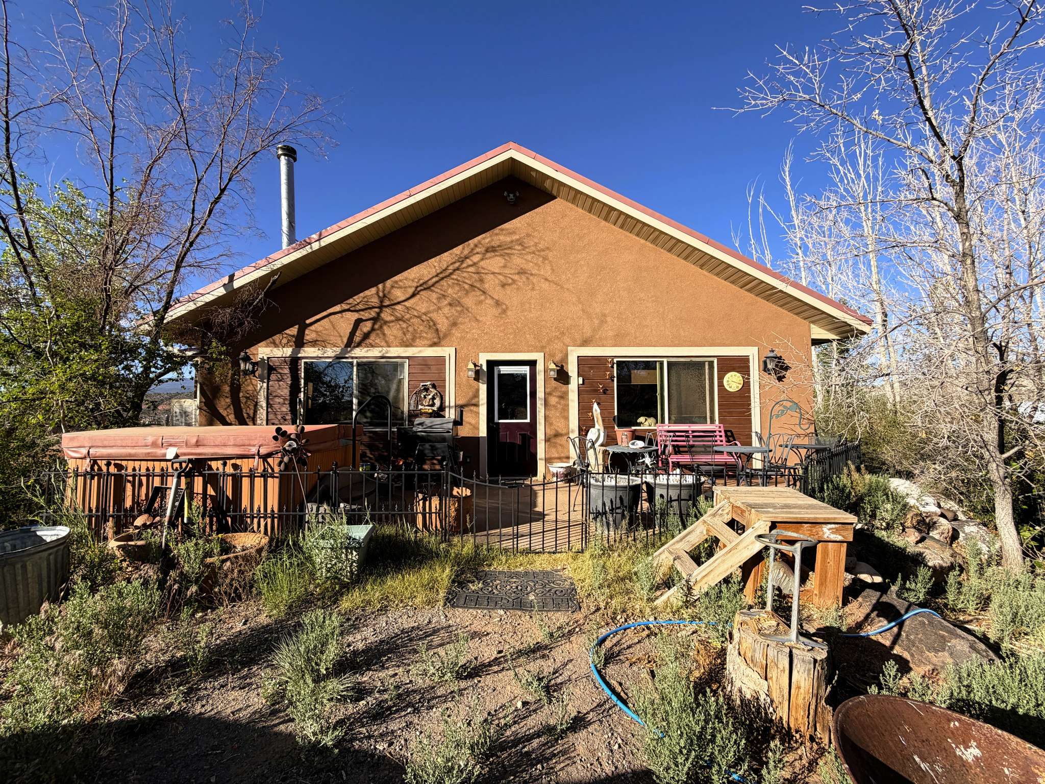 main property photo 10