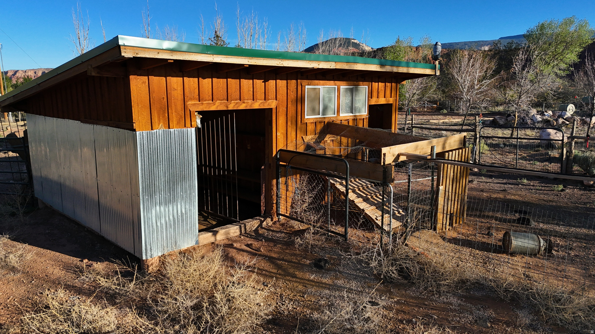 main property photo 35