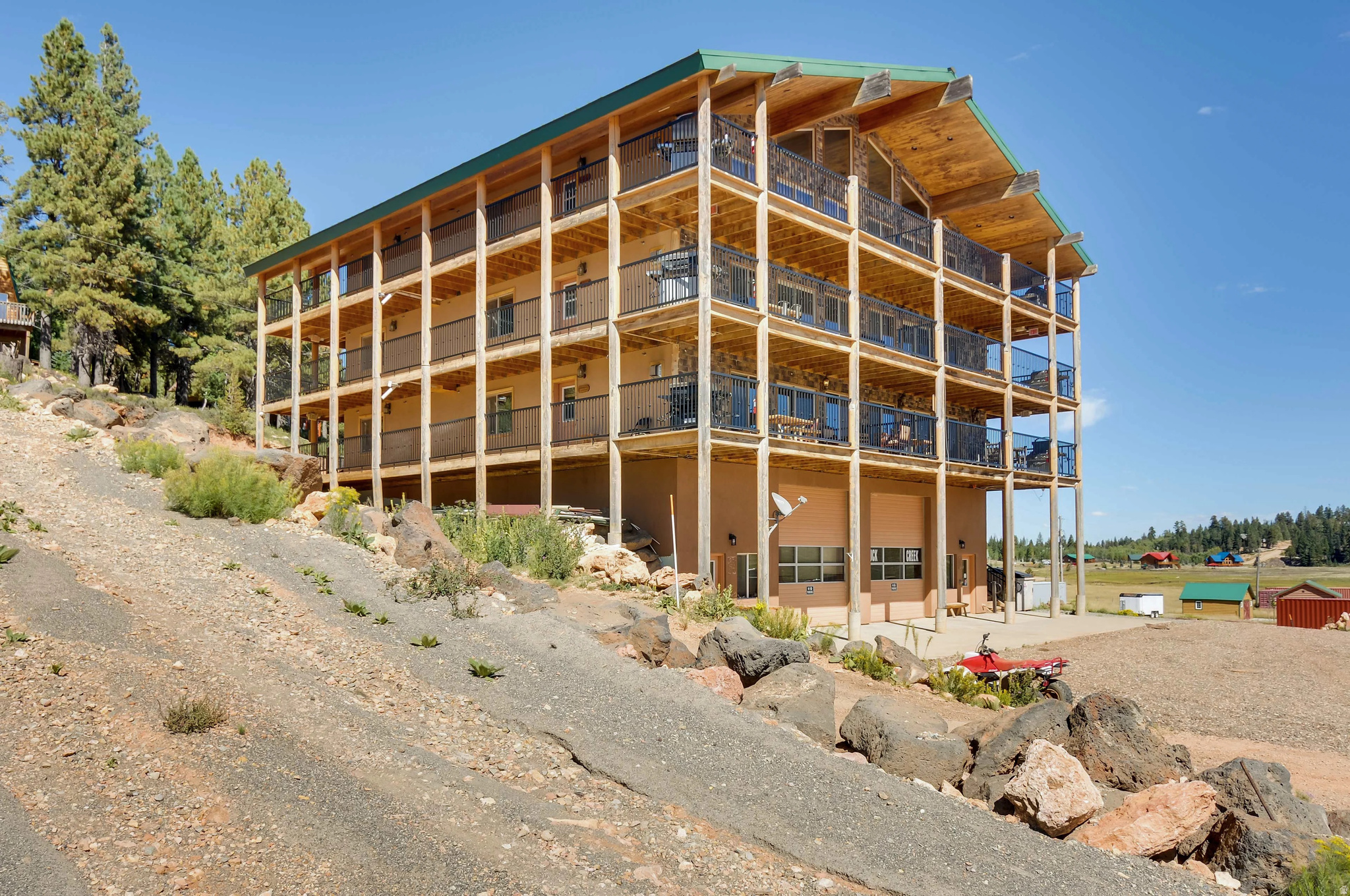 main property photo 36