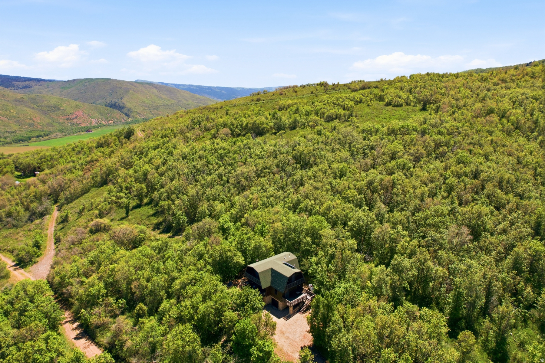 main property photo 6