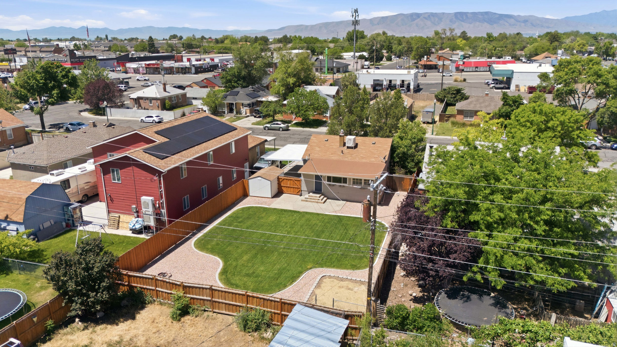 main property photo 30