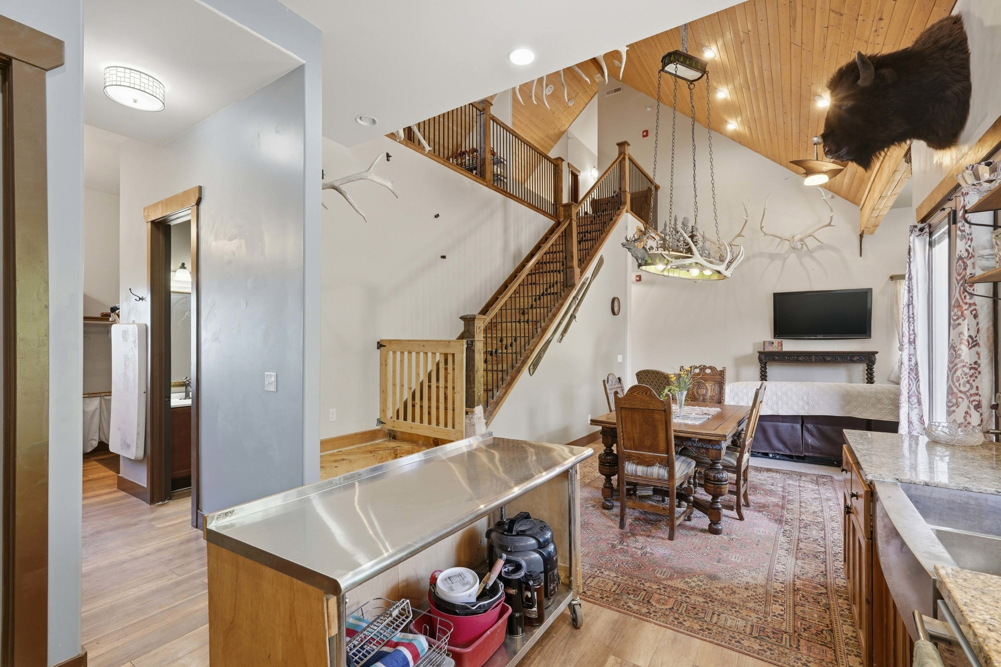 main property photo 15