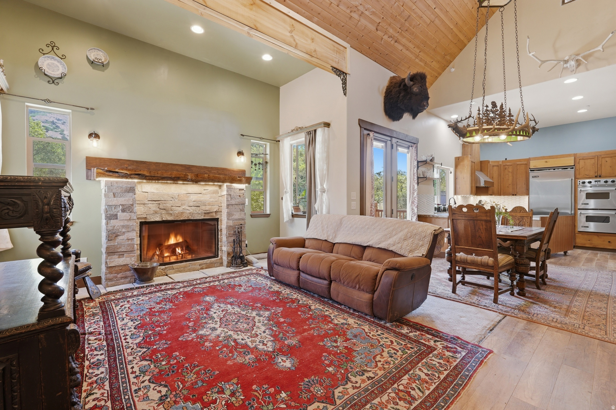 main property photo 7
