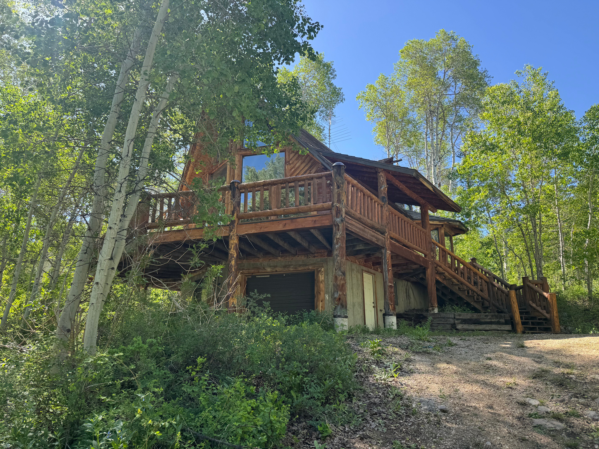 main property photo 34