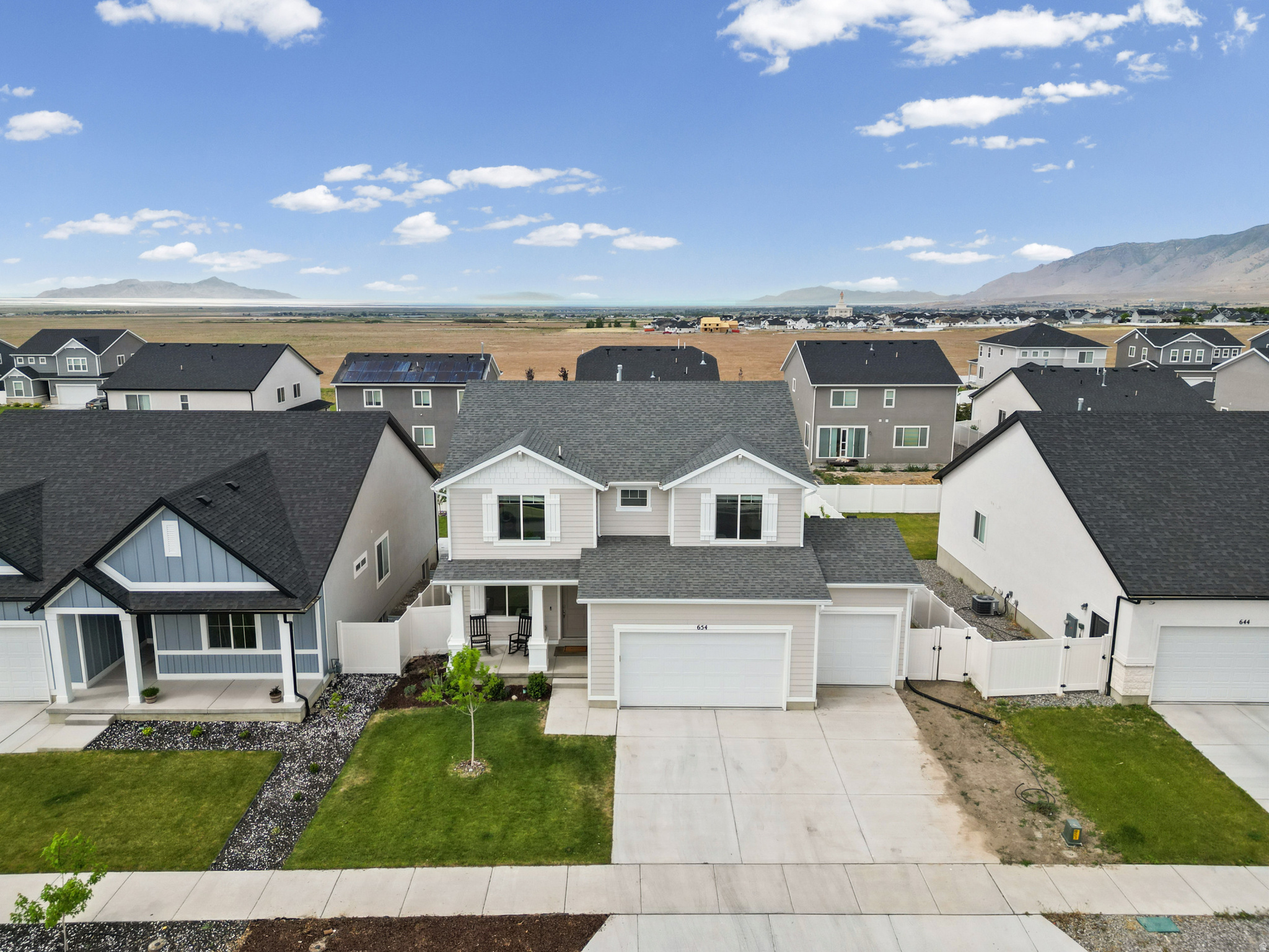 main property photo 41