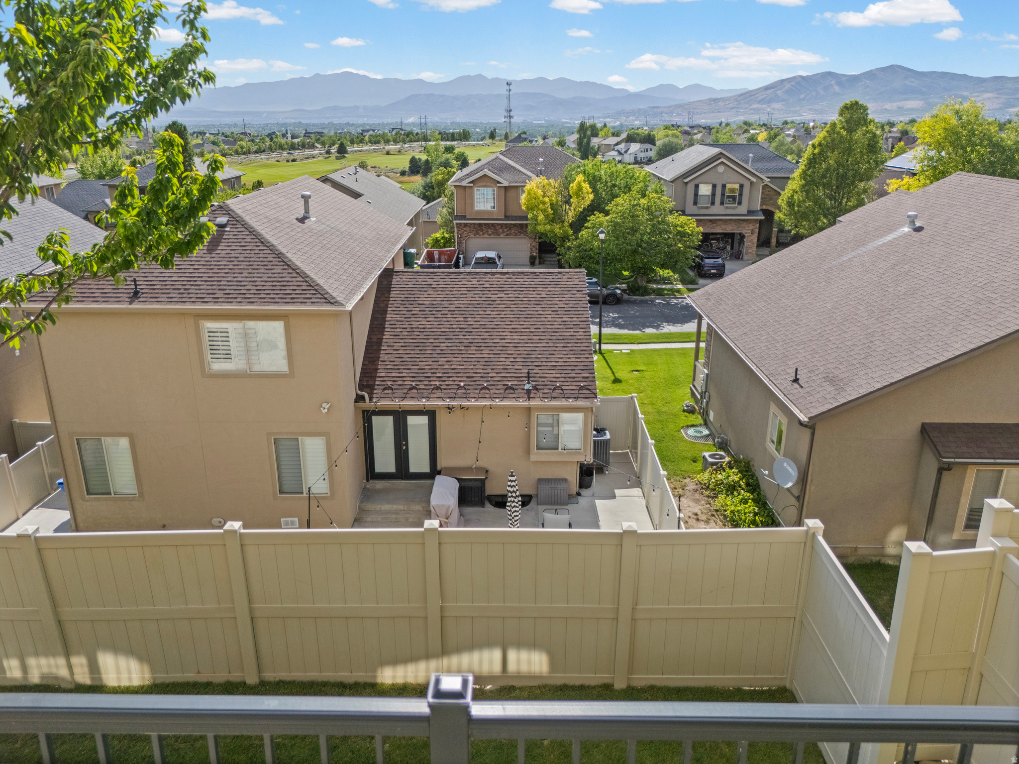 main property photo 80
