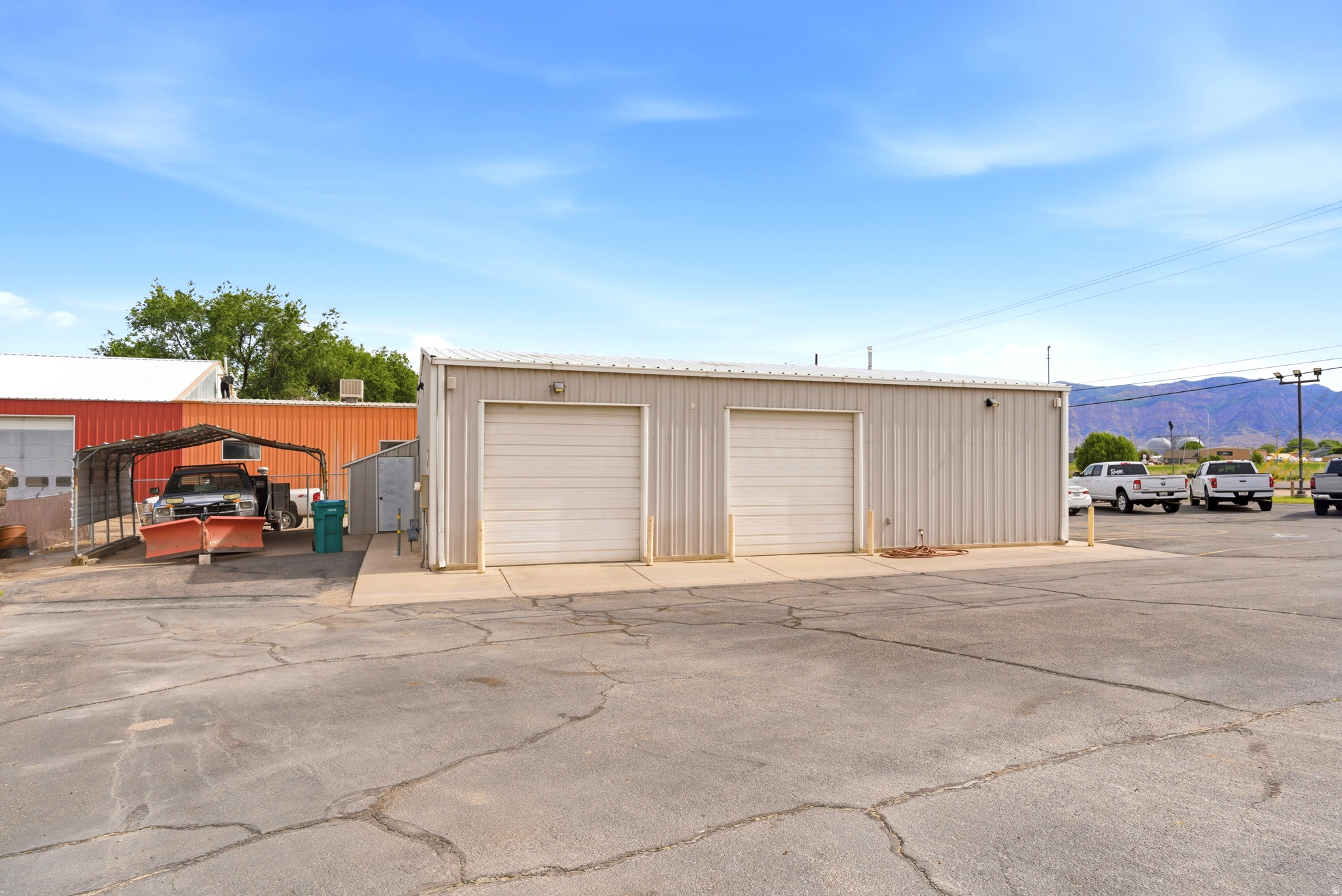 main property photo 5