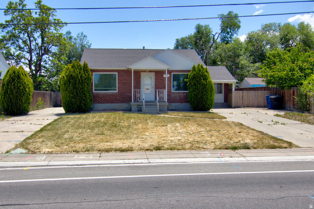 main property photo 46