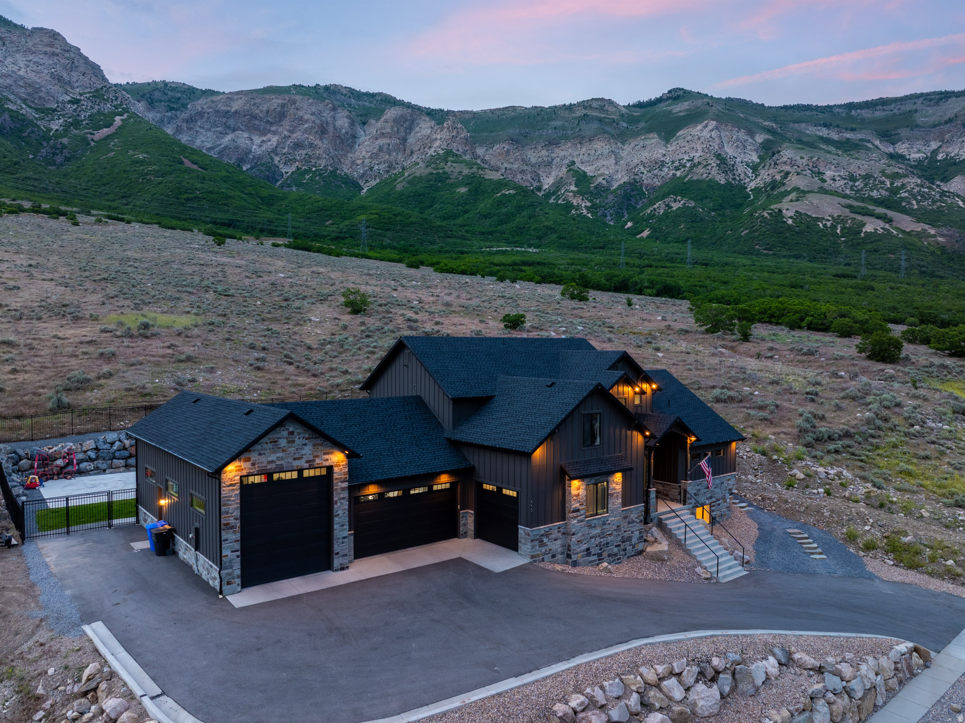 main property photo 50