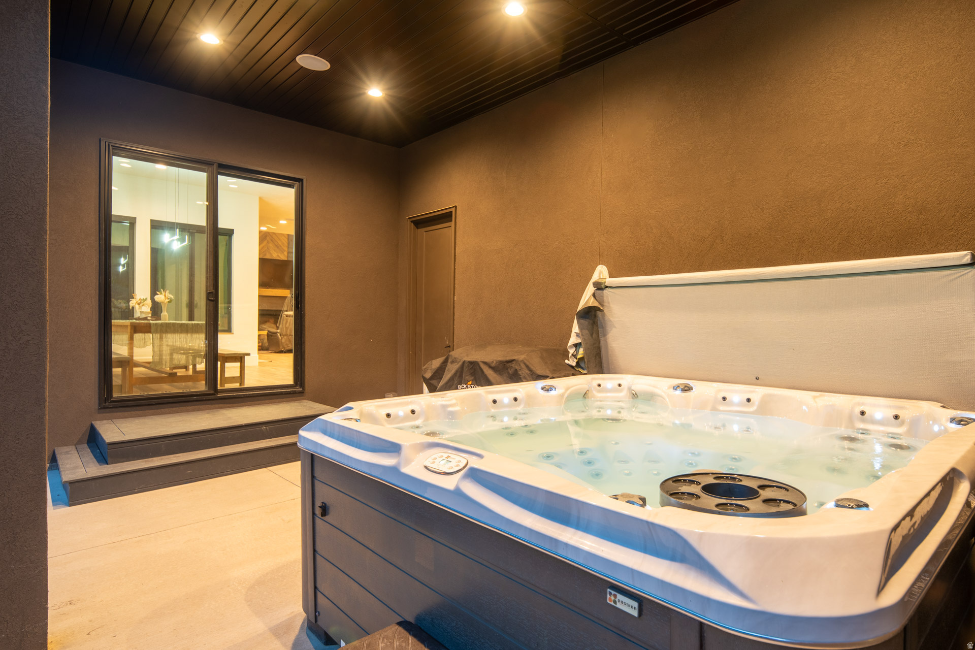 main property photo 56