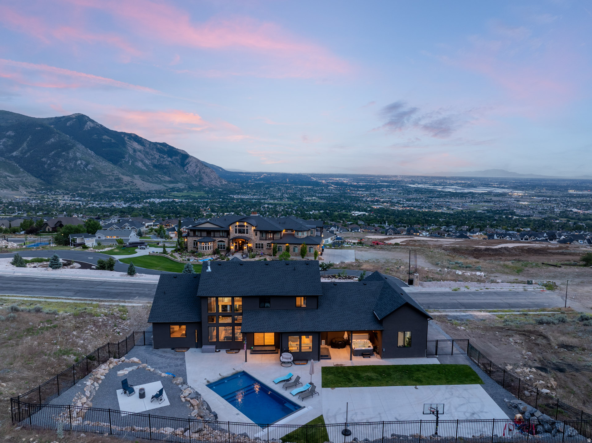 main property photo 58