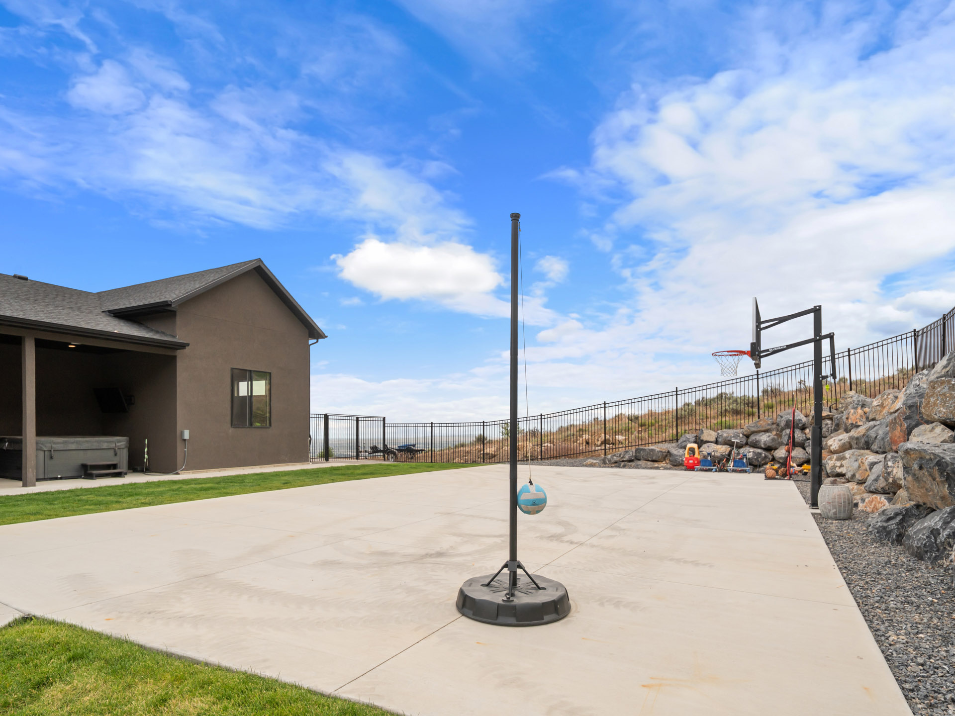 main property photo 65