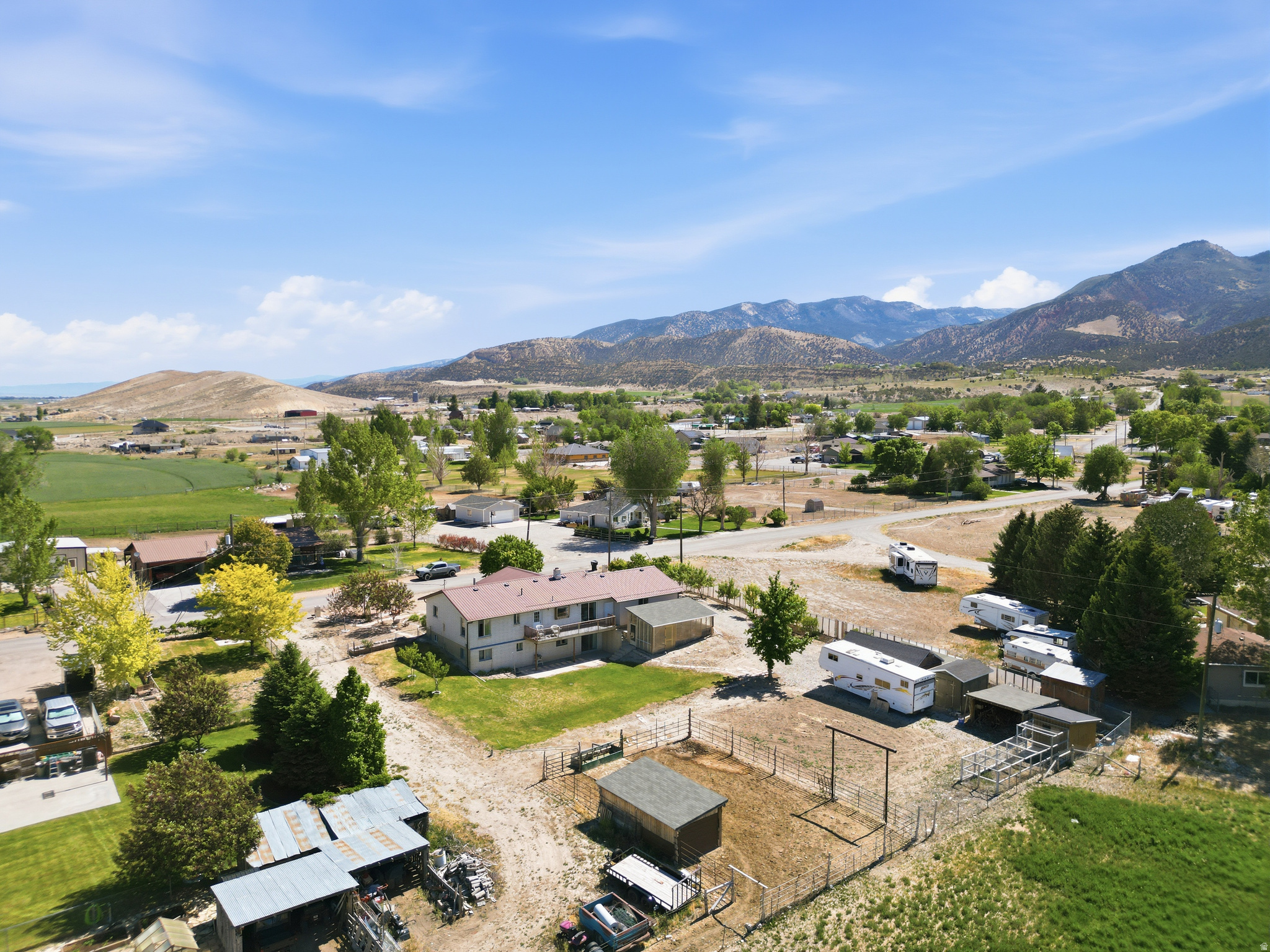 main property photo 10