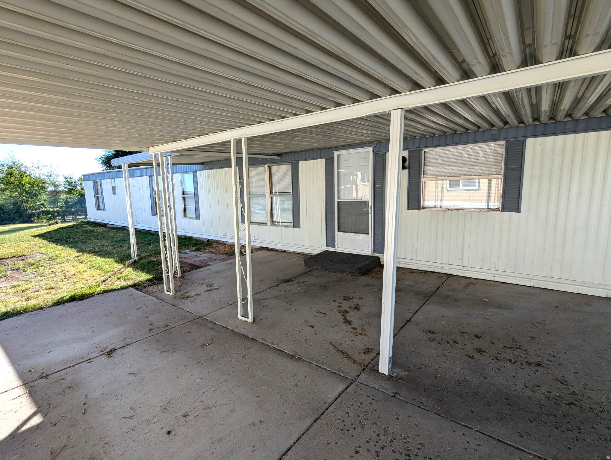 main property photo 22