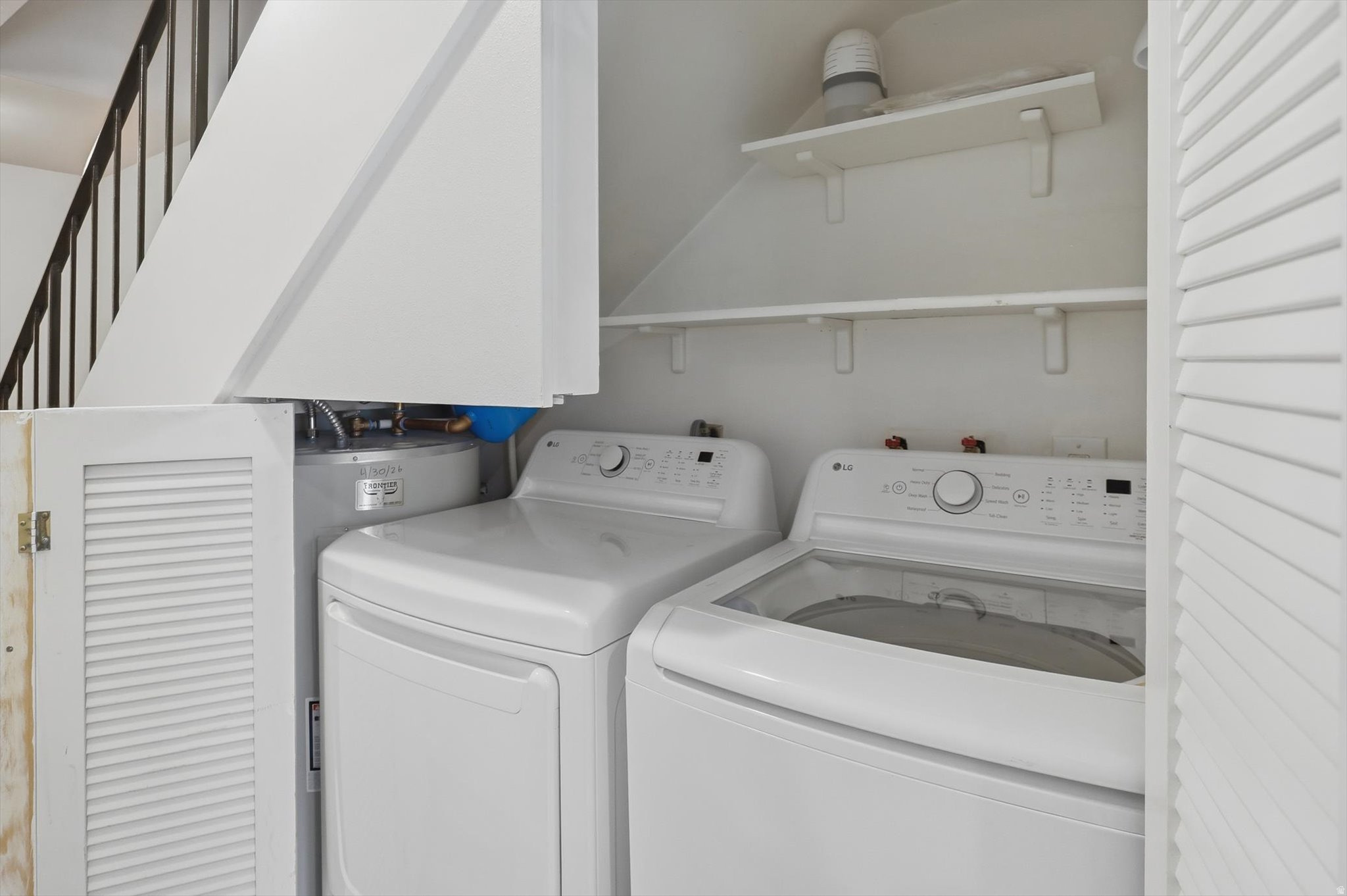 main property photo 14