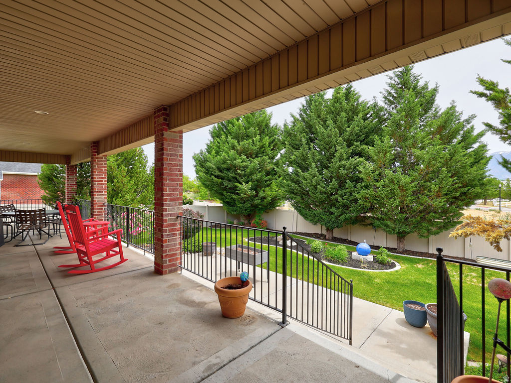 main property photo 78