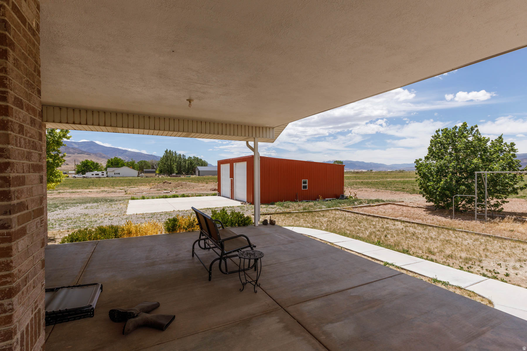 main property photo 47