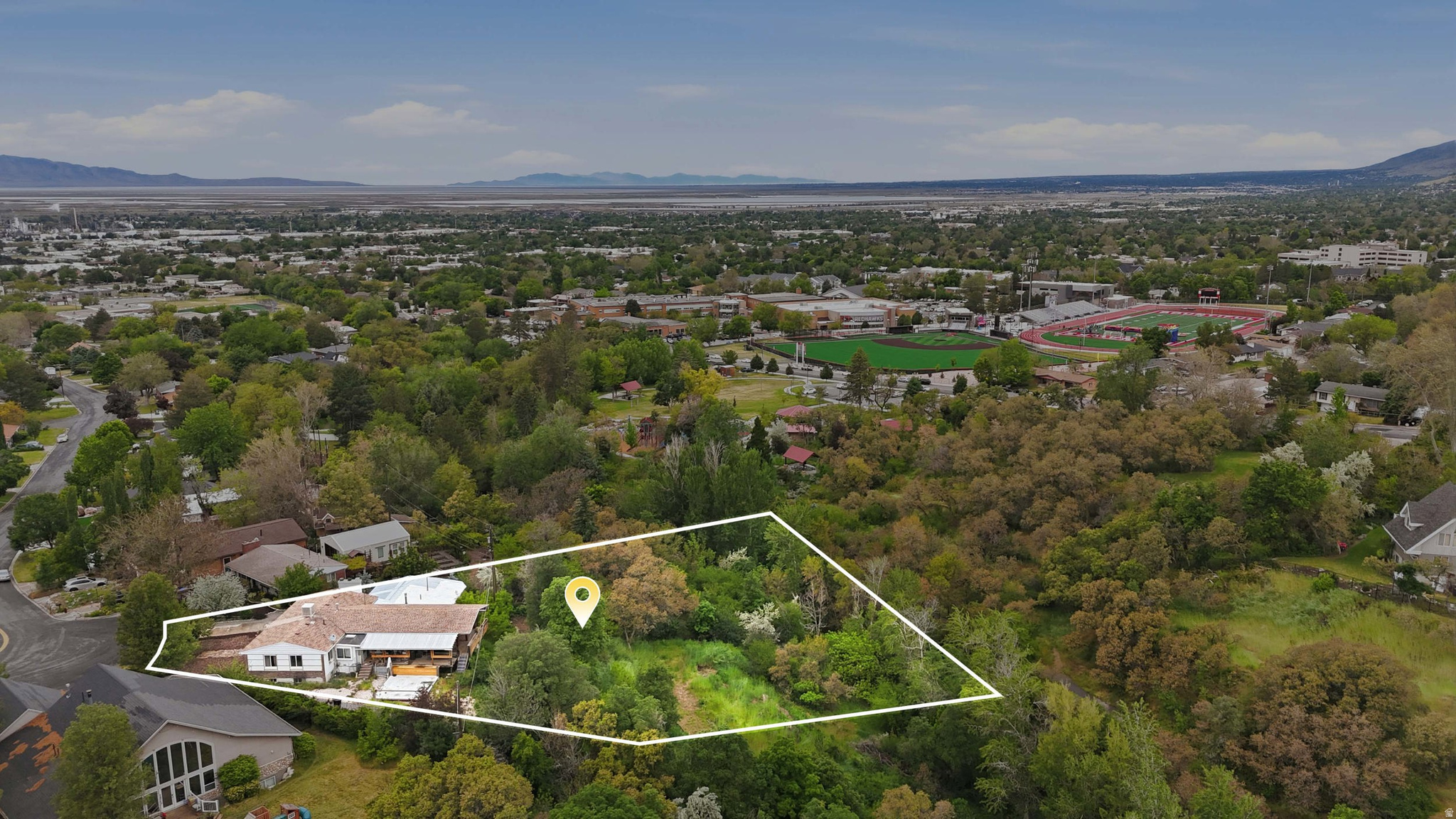 main property photo 39