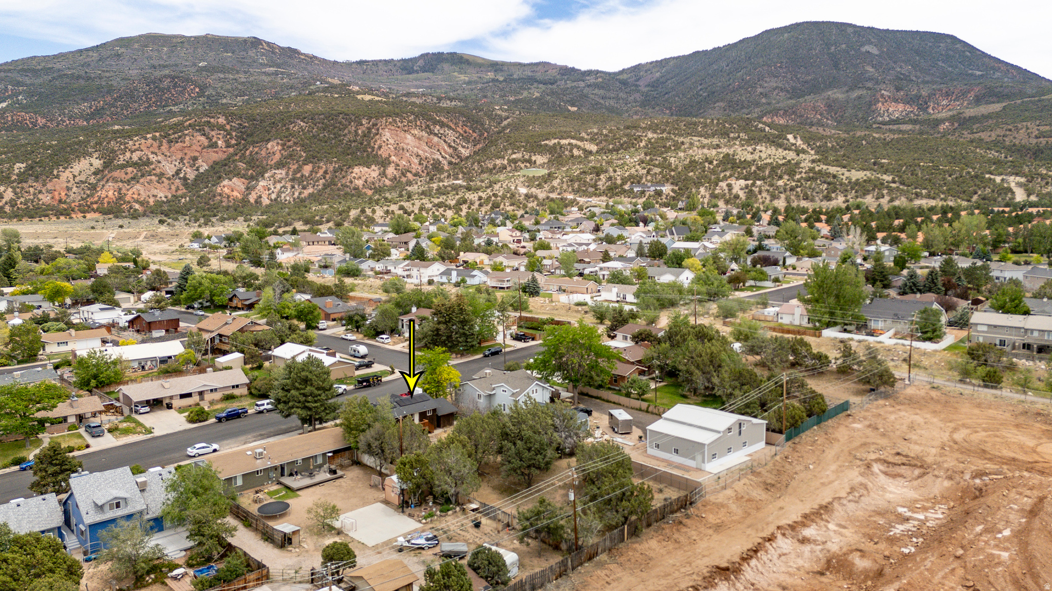main property photo 41