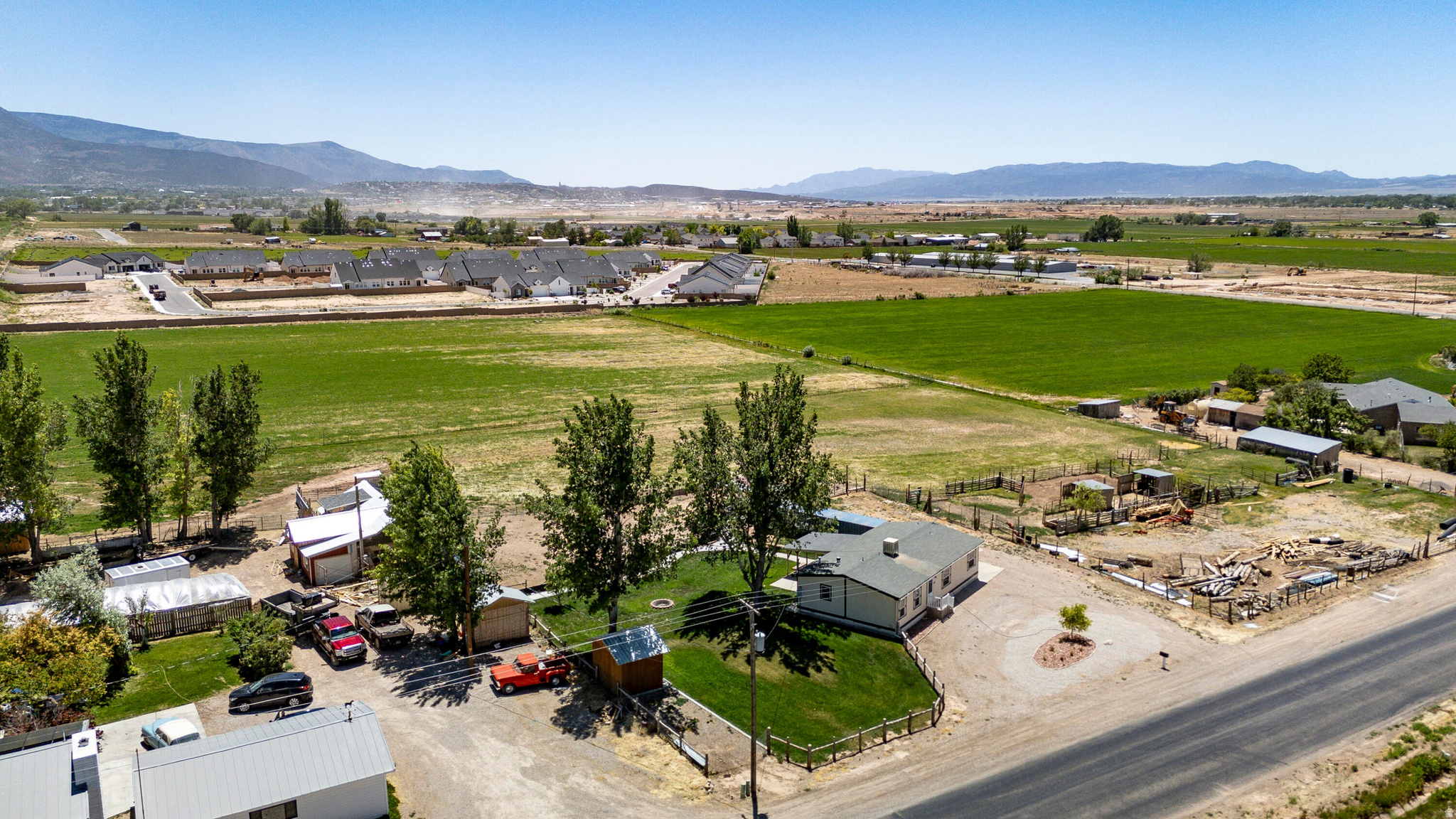 main property photo 38