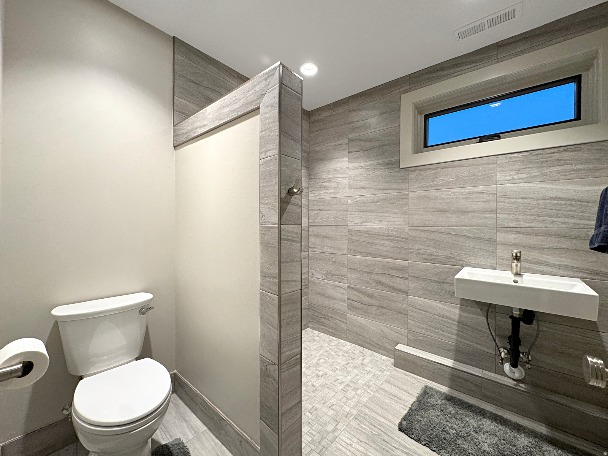 main property photo 65