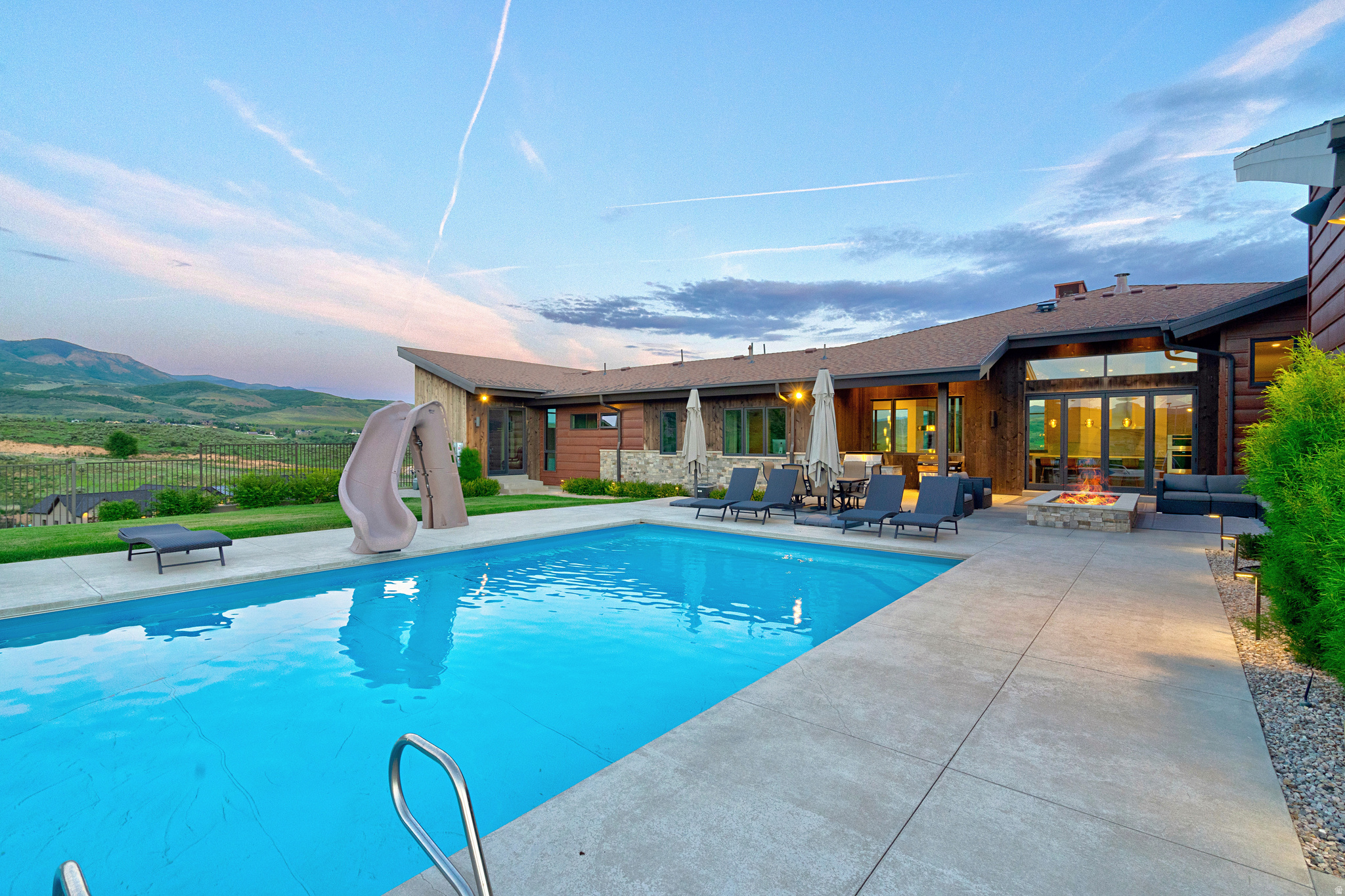 main property photo 72