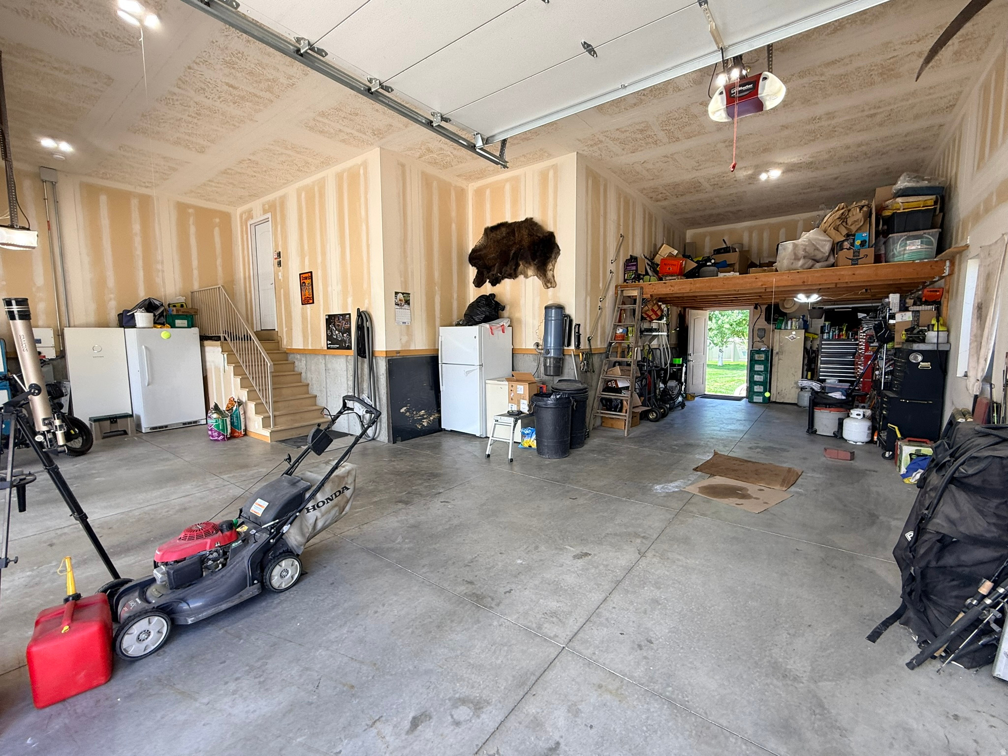 main property photo 49