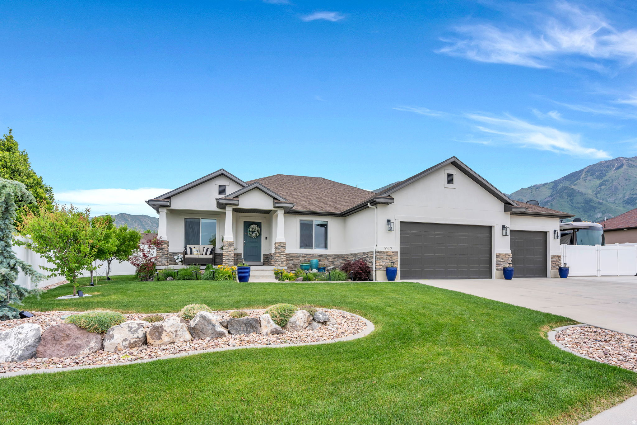main property photo 59