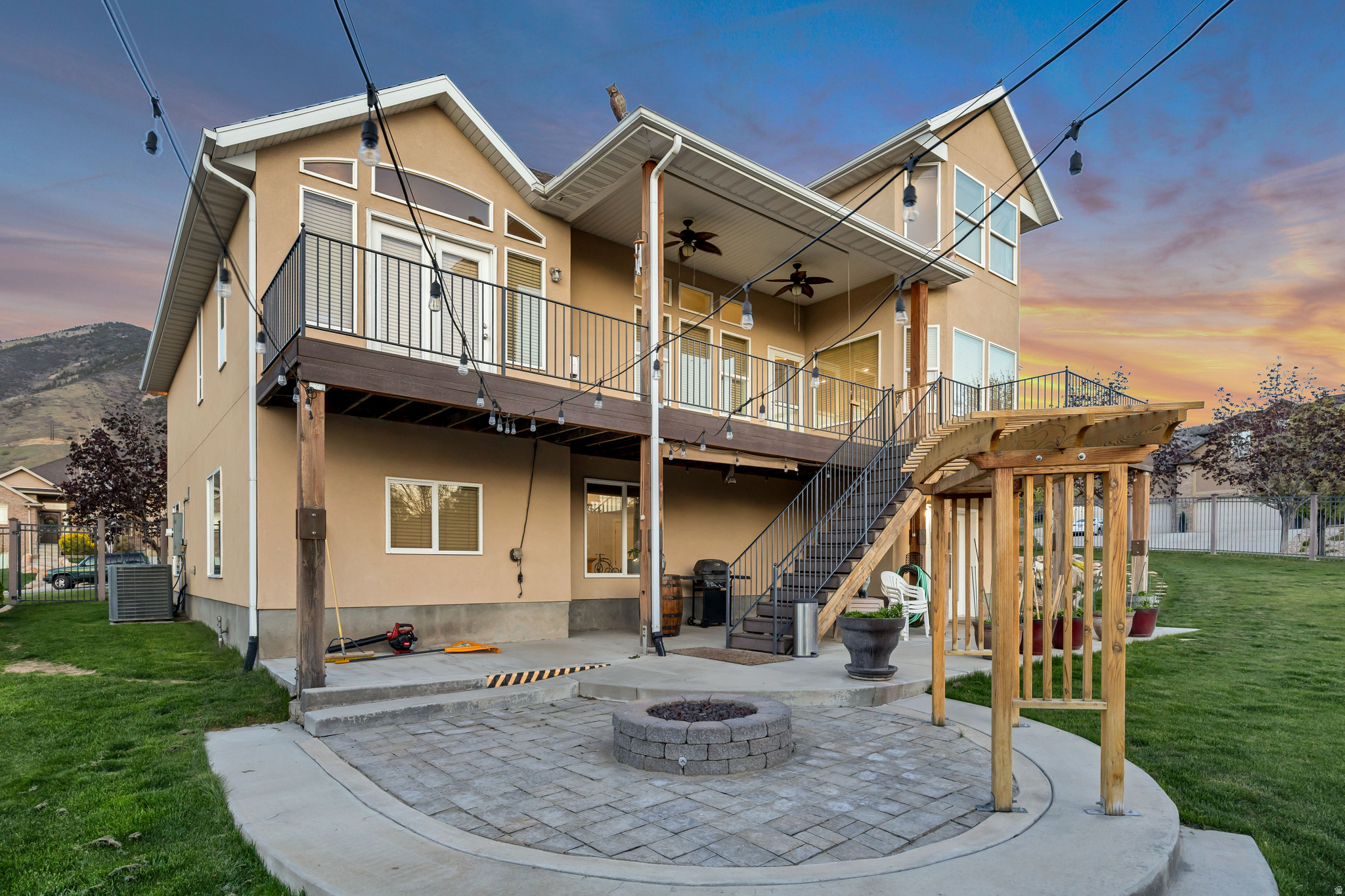 main property photo 32