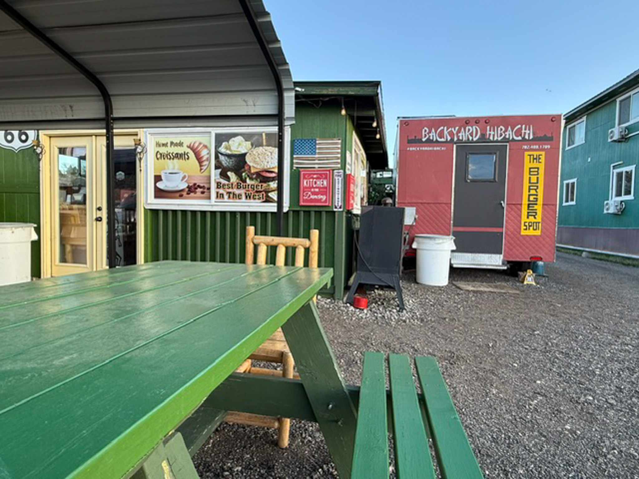 main property photo 40