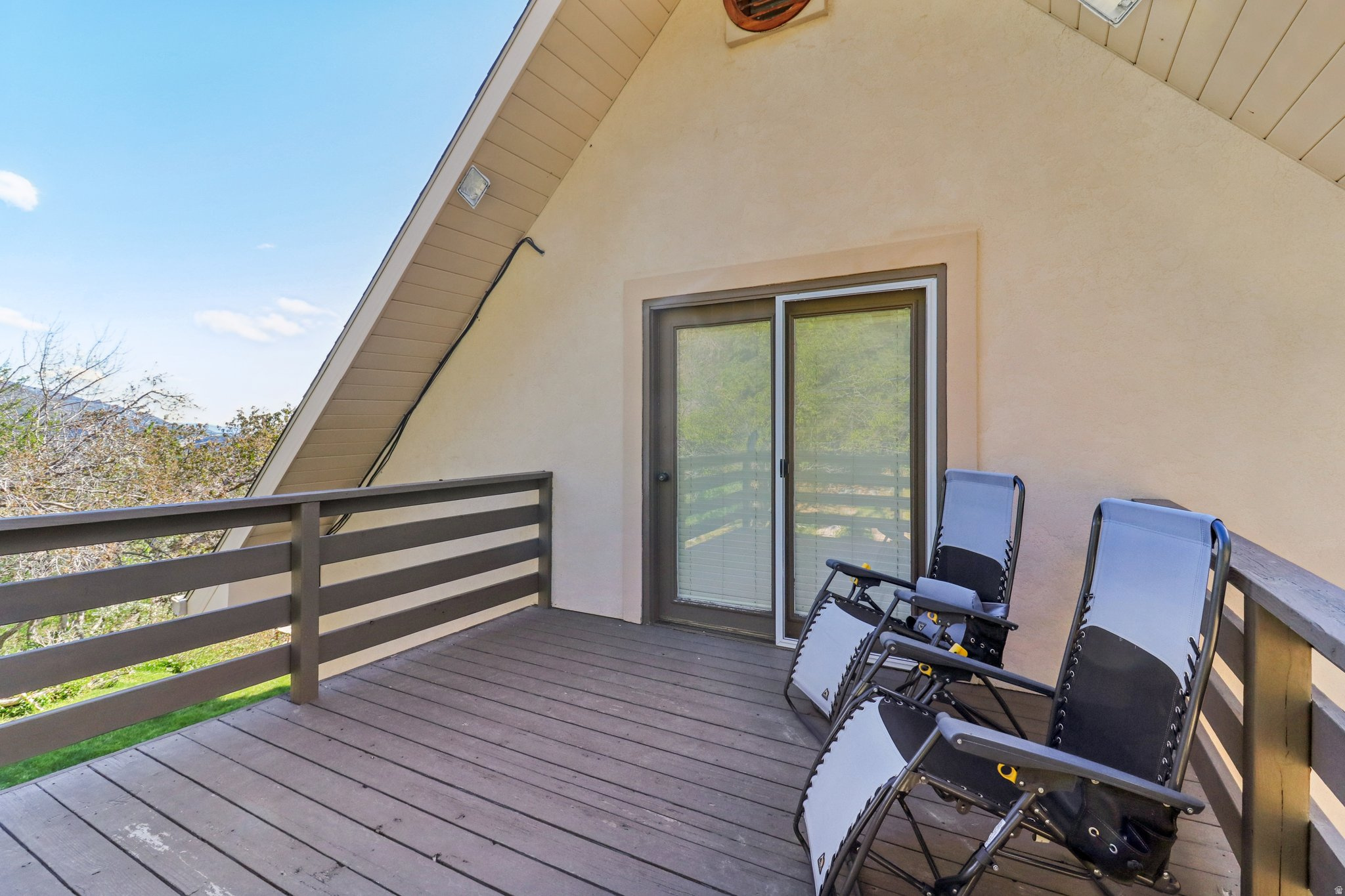 main property photo 68
