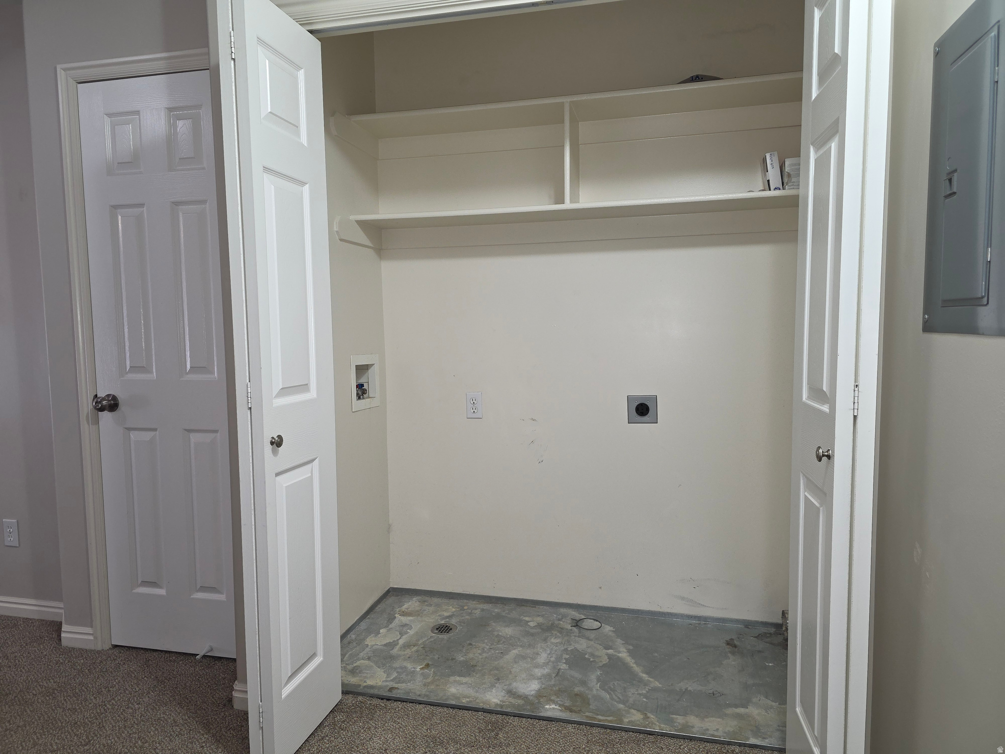 main property photo 23
