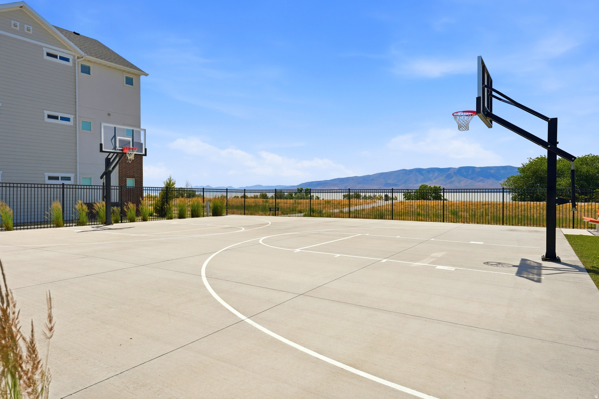 main property photo 59