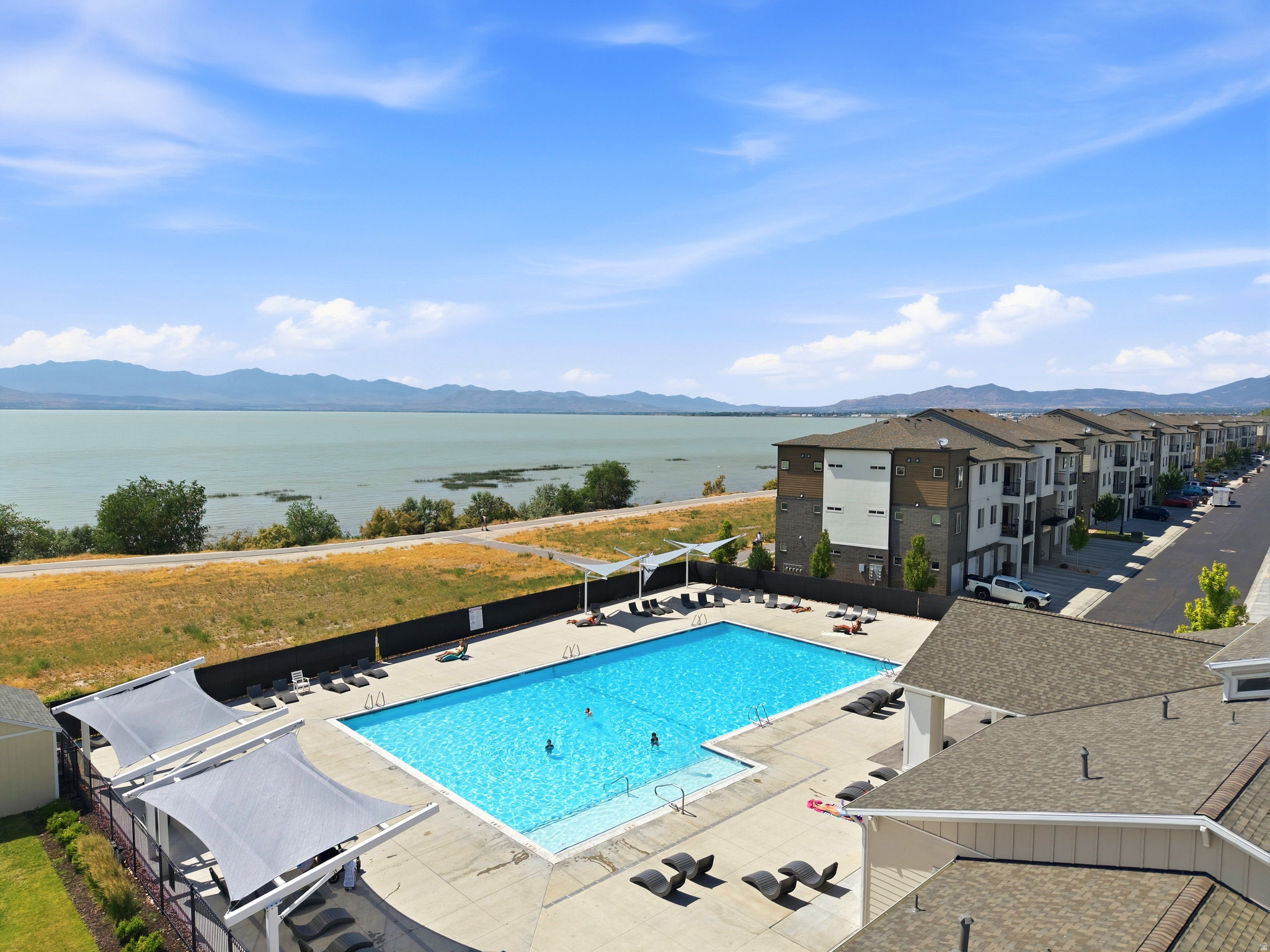 main property photo 66
