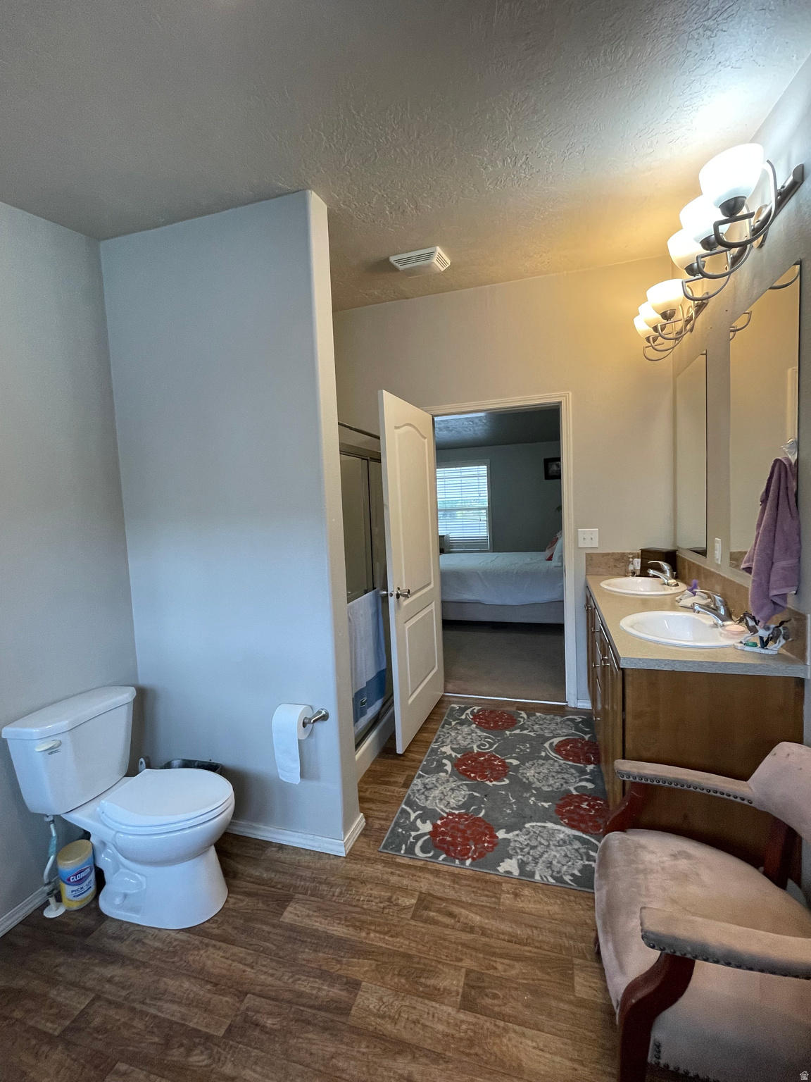 main property photo 11