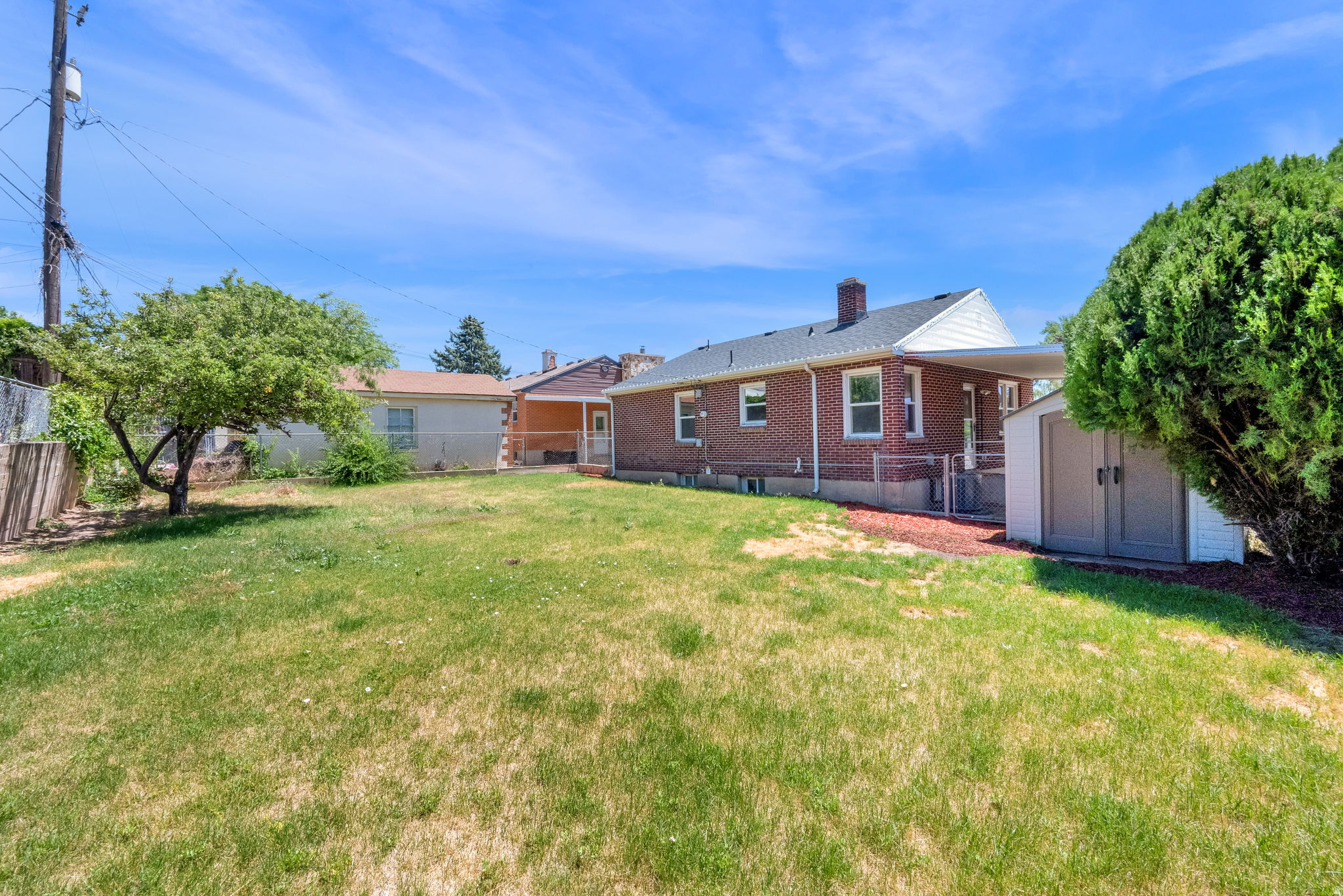 main property photo 19