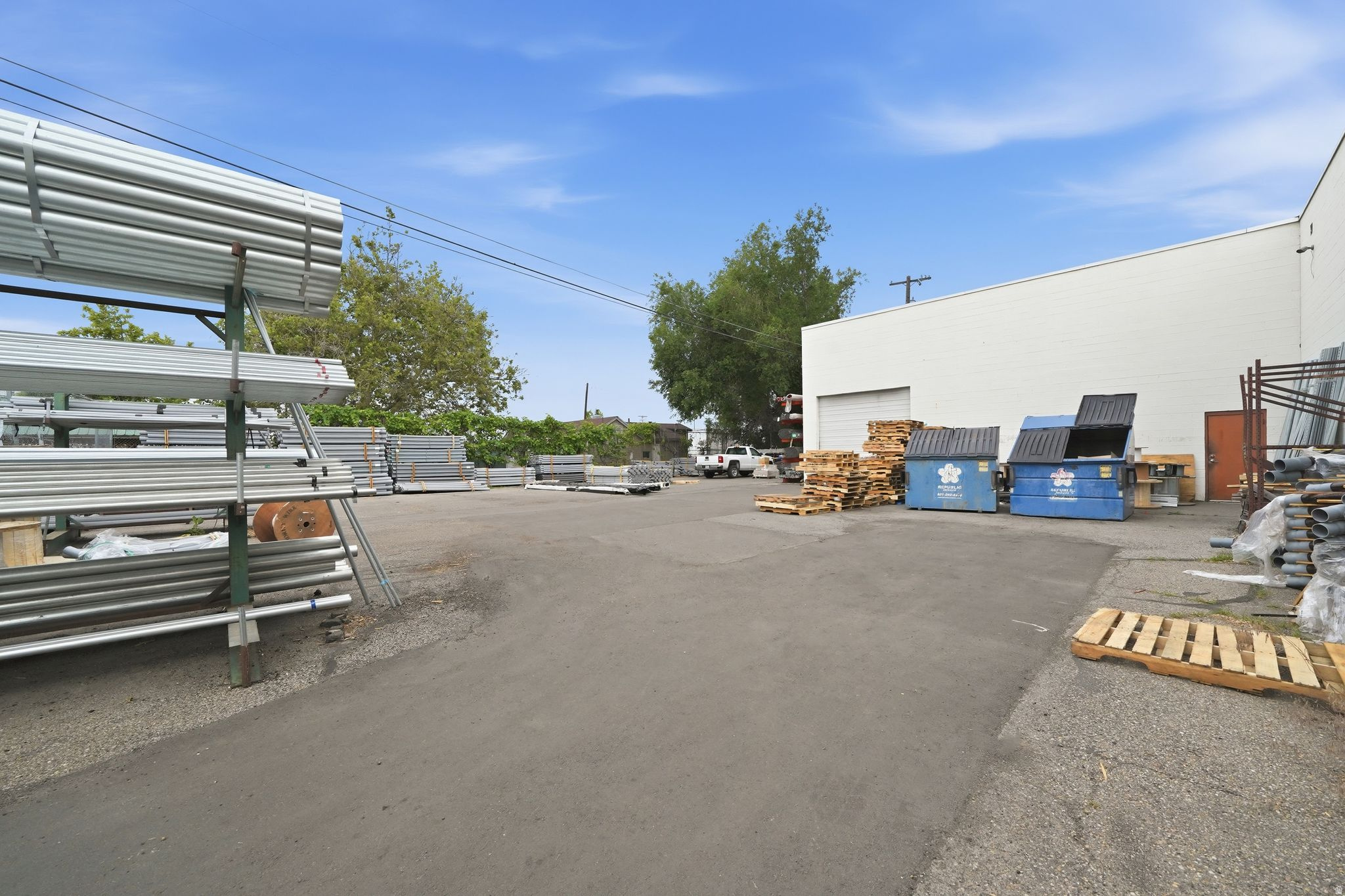 main property photo 14