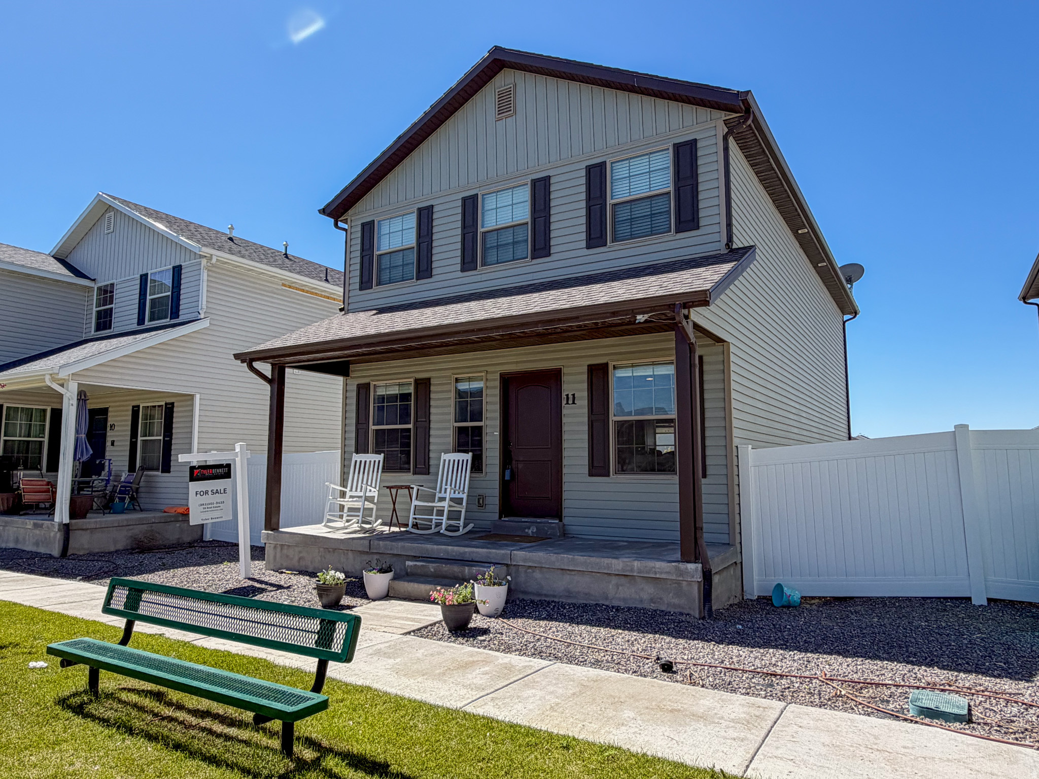 main property photo 23