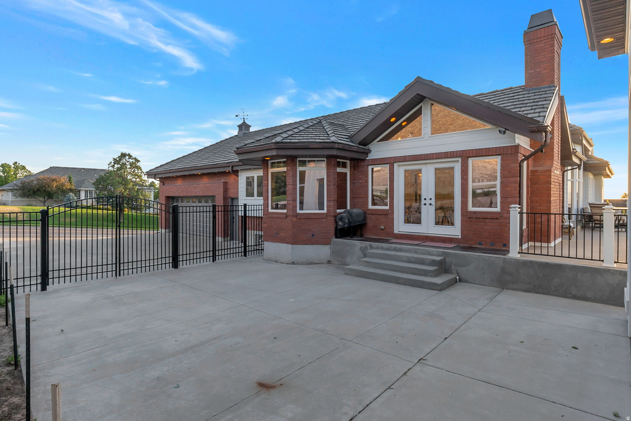 main property photo 44