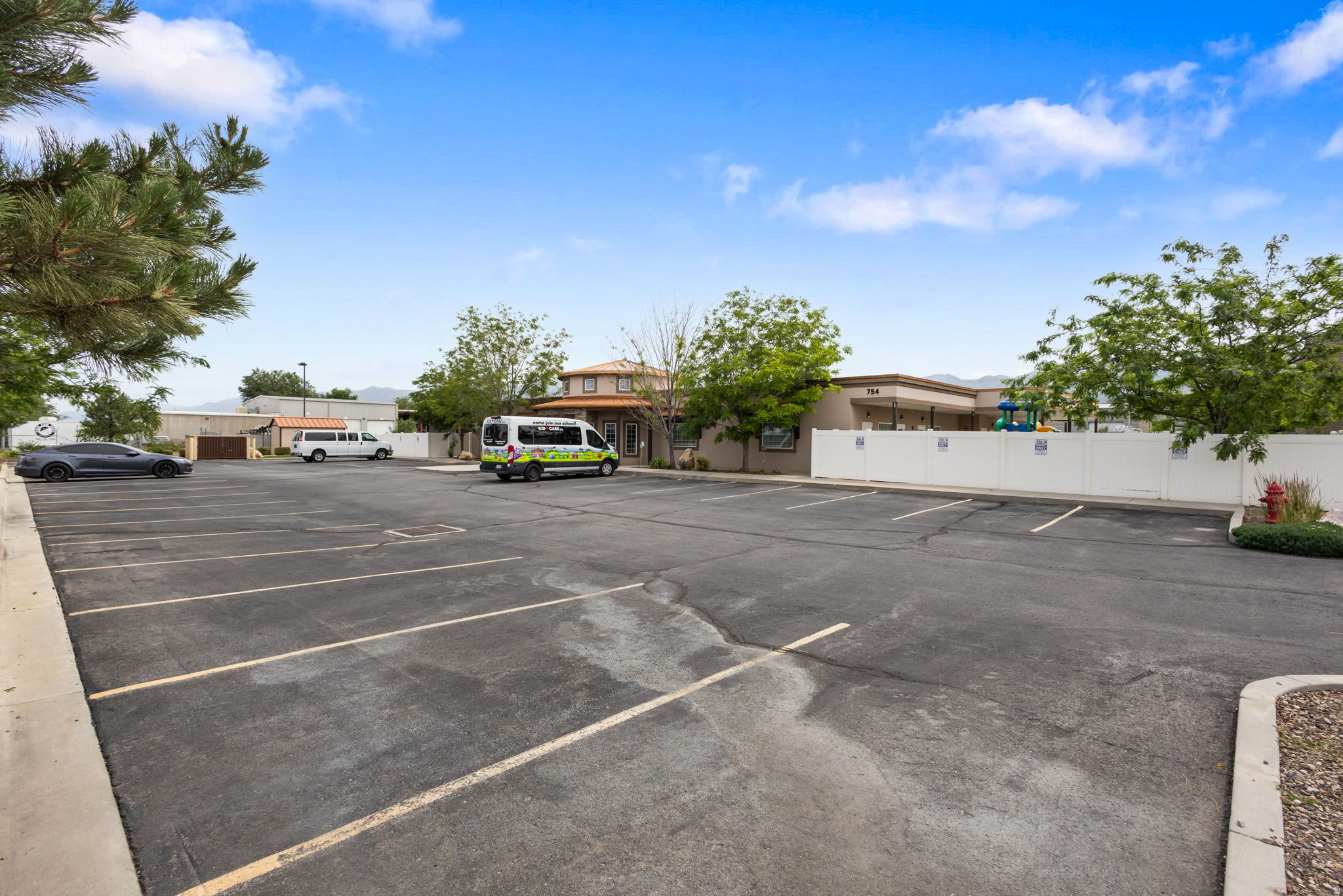 main property photo 6