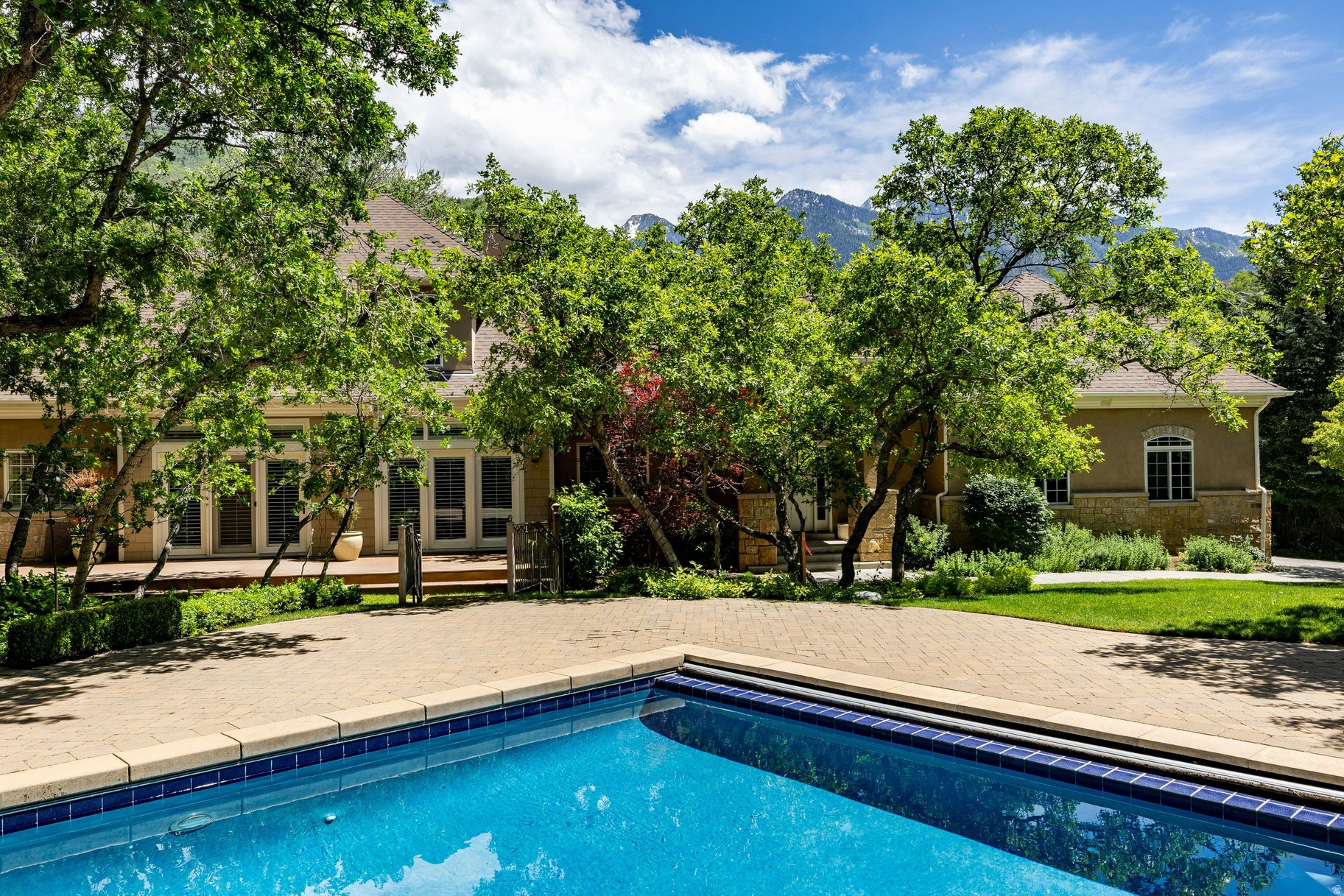 main property photo 68