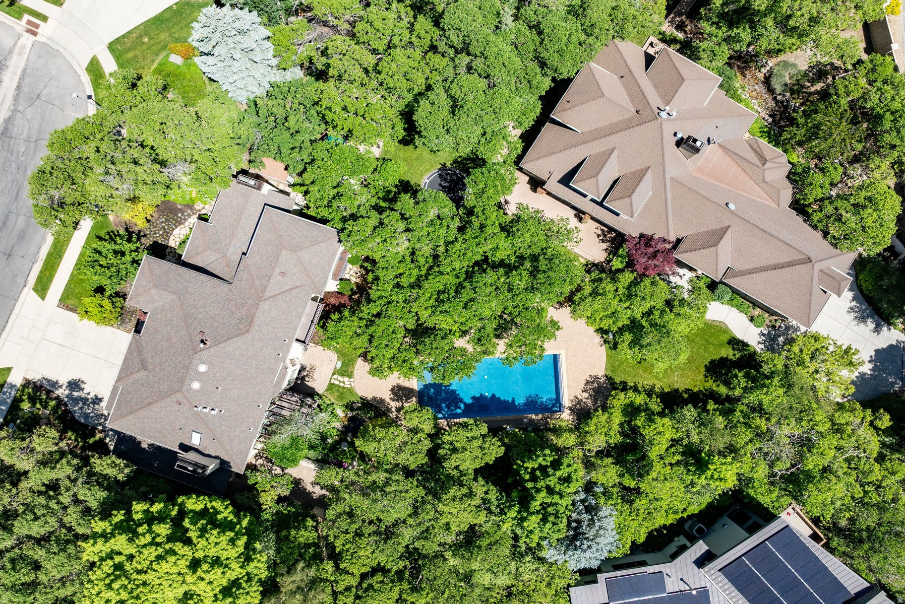 main property photo 73
