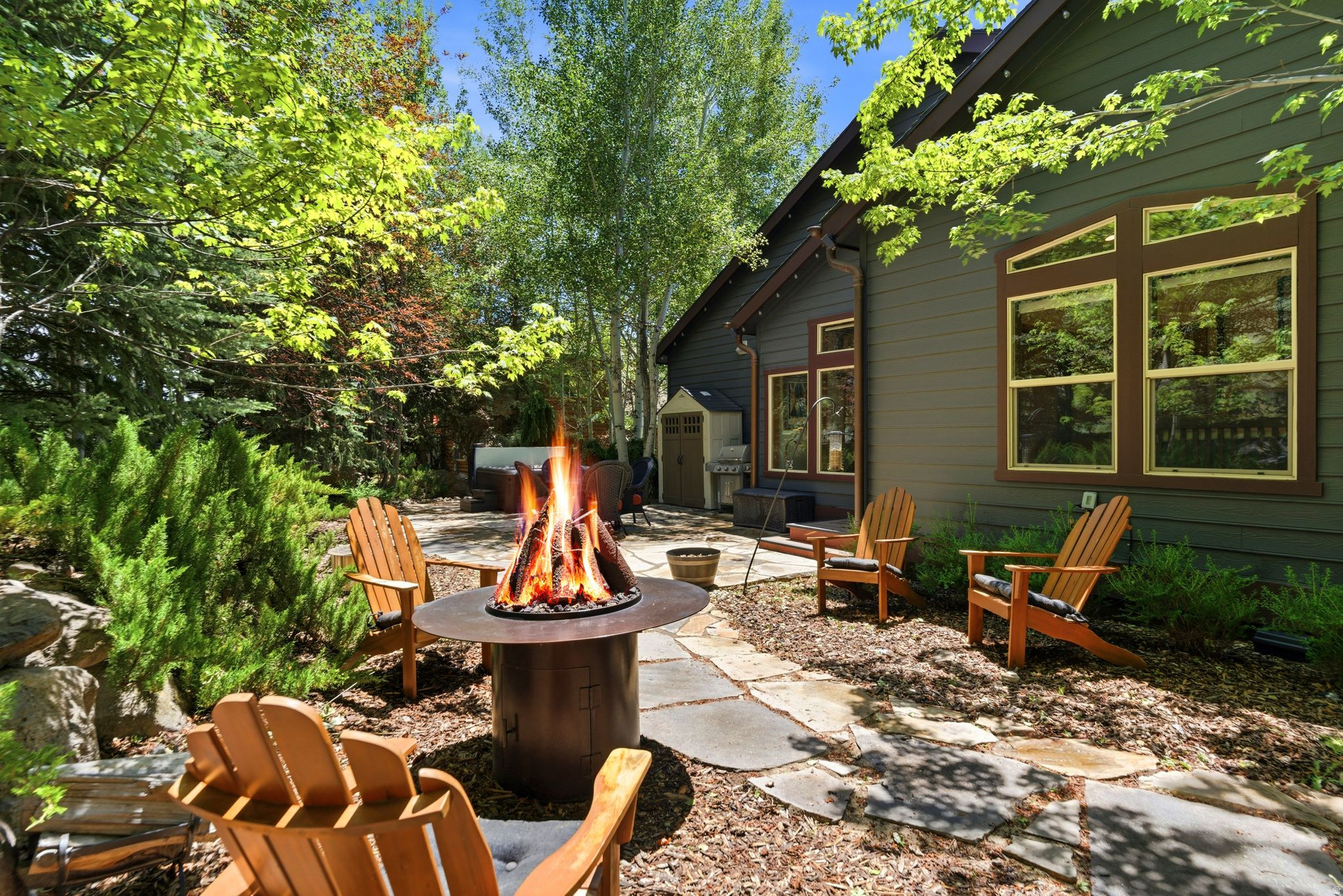 main property photo 33