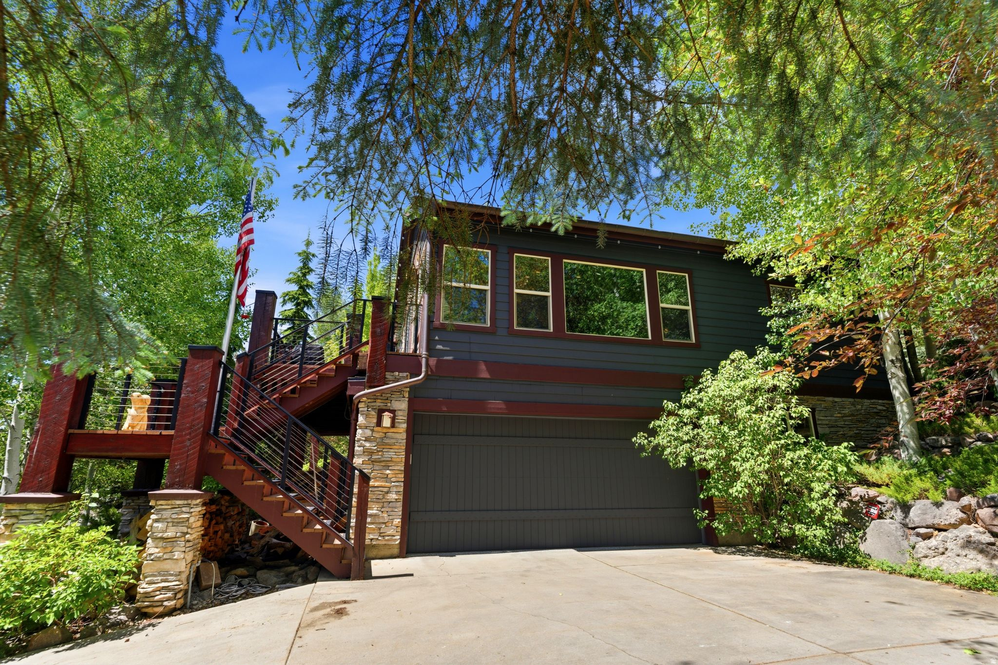 main property photo 44