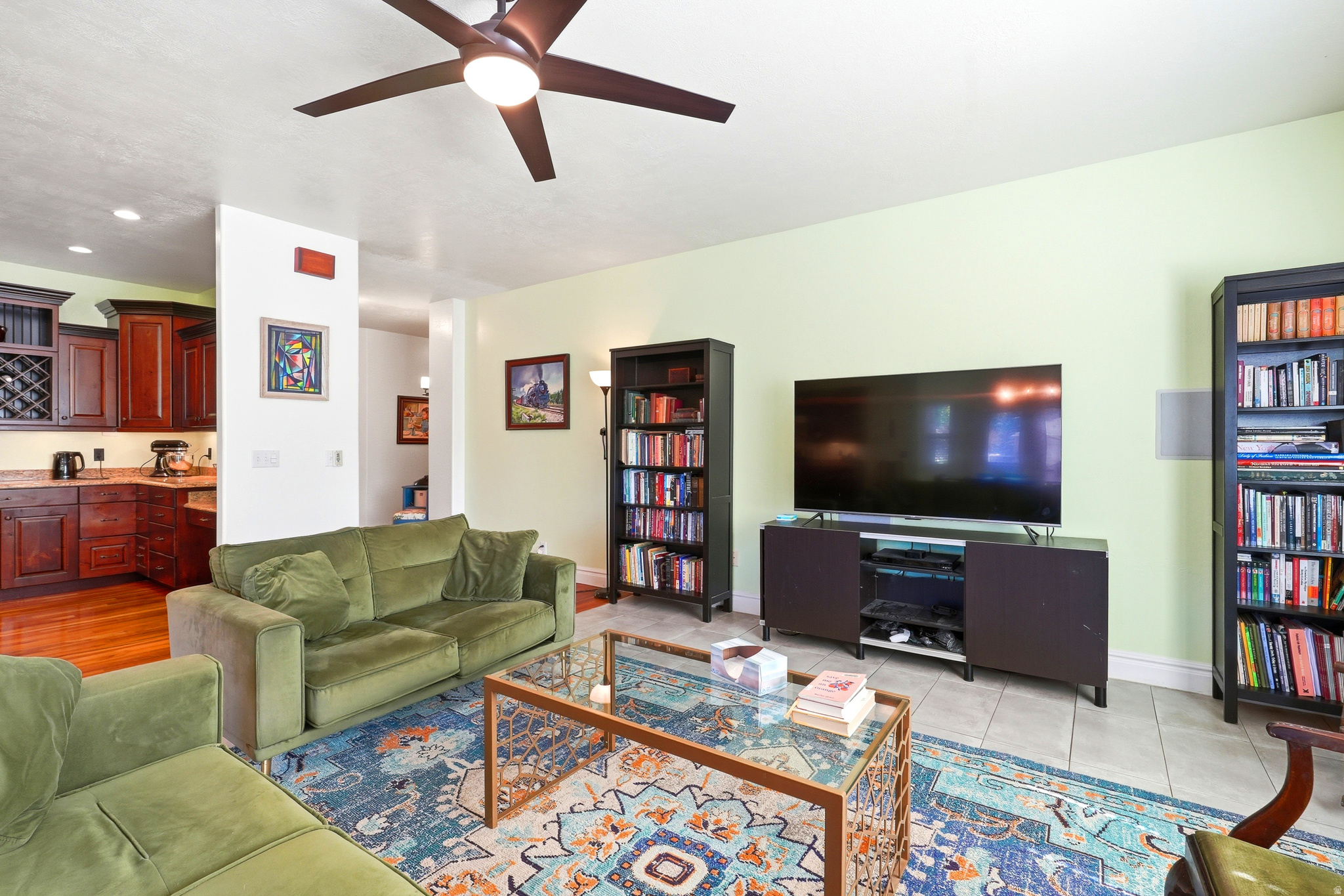 main property photo 5