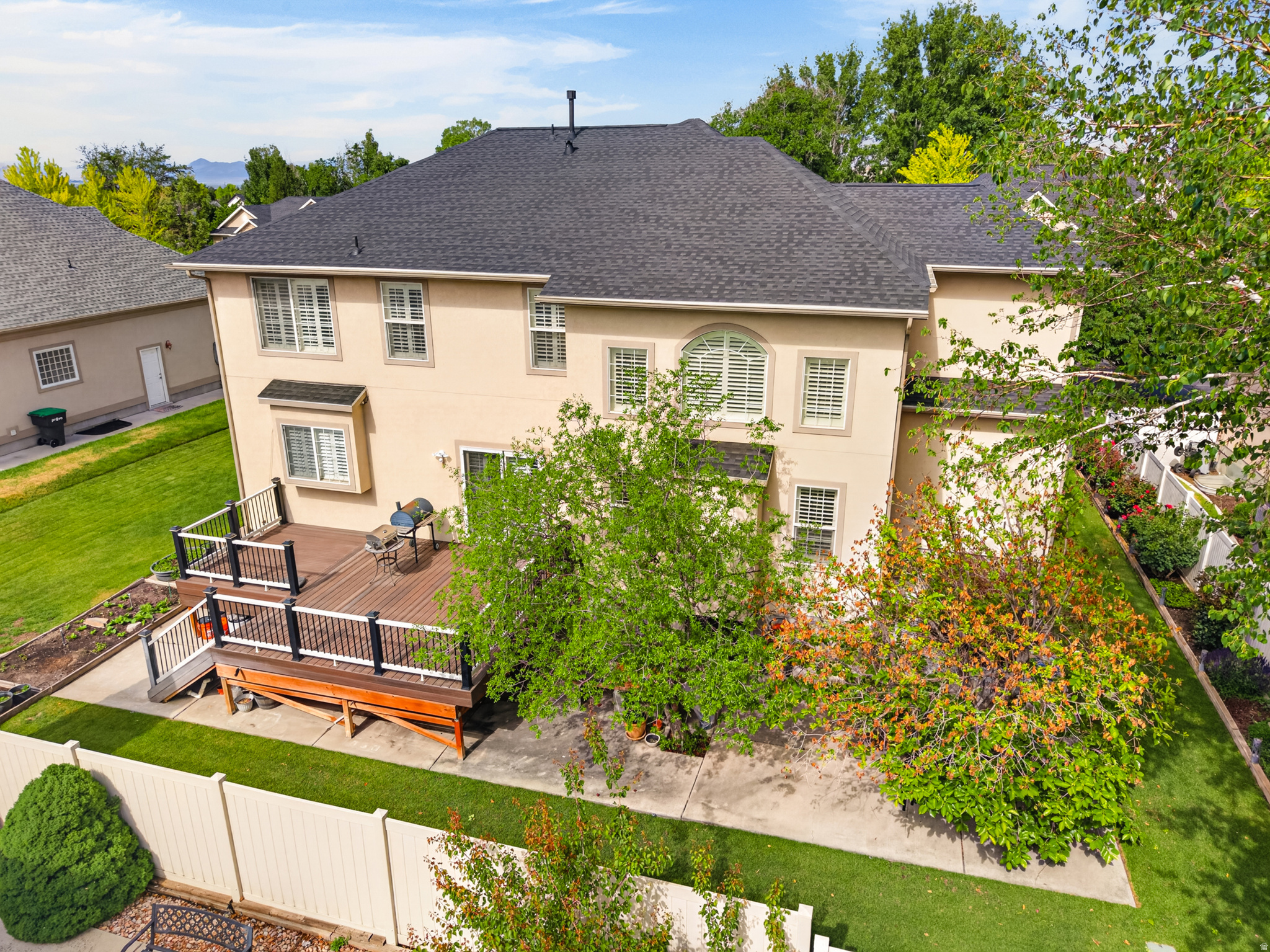 main property photo 58